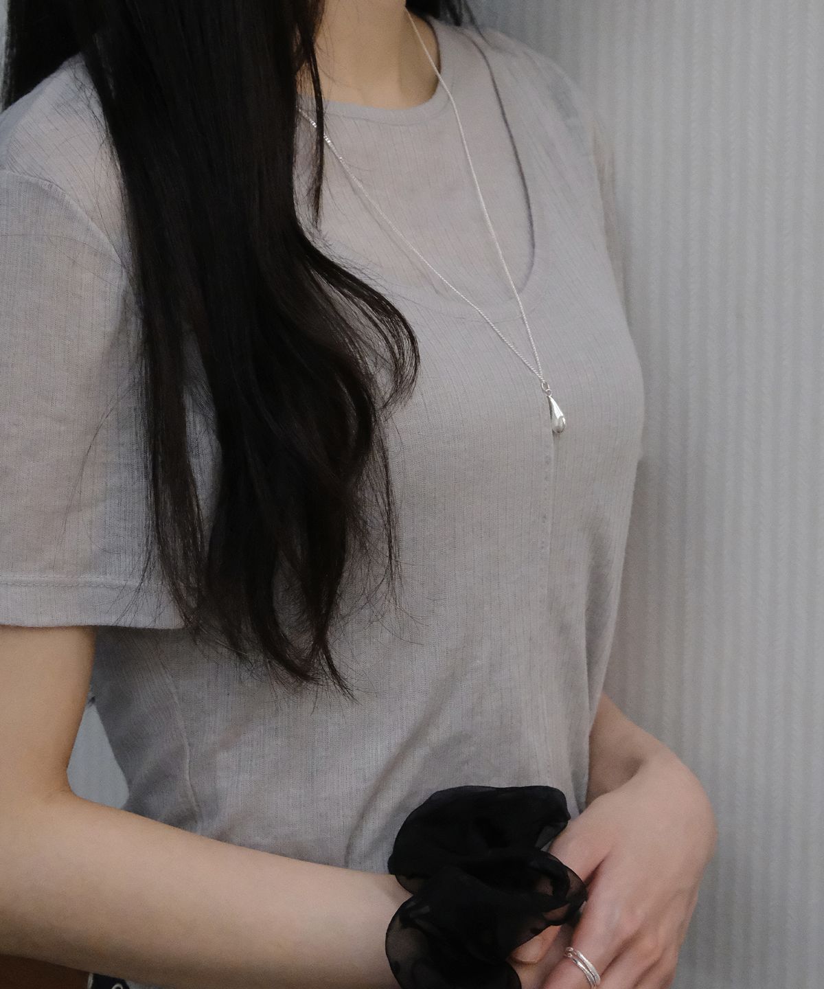 포에트리하우스(POETRYHAUS) WATERDROP LONG NECKLACE