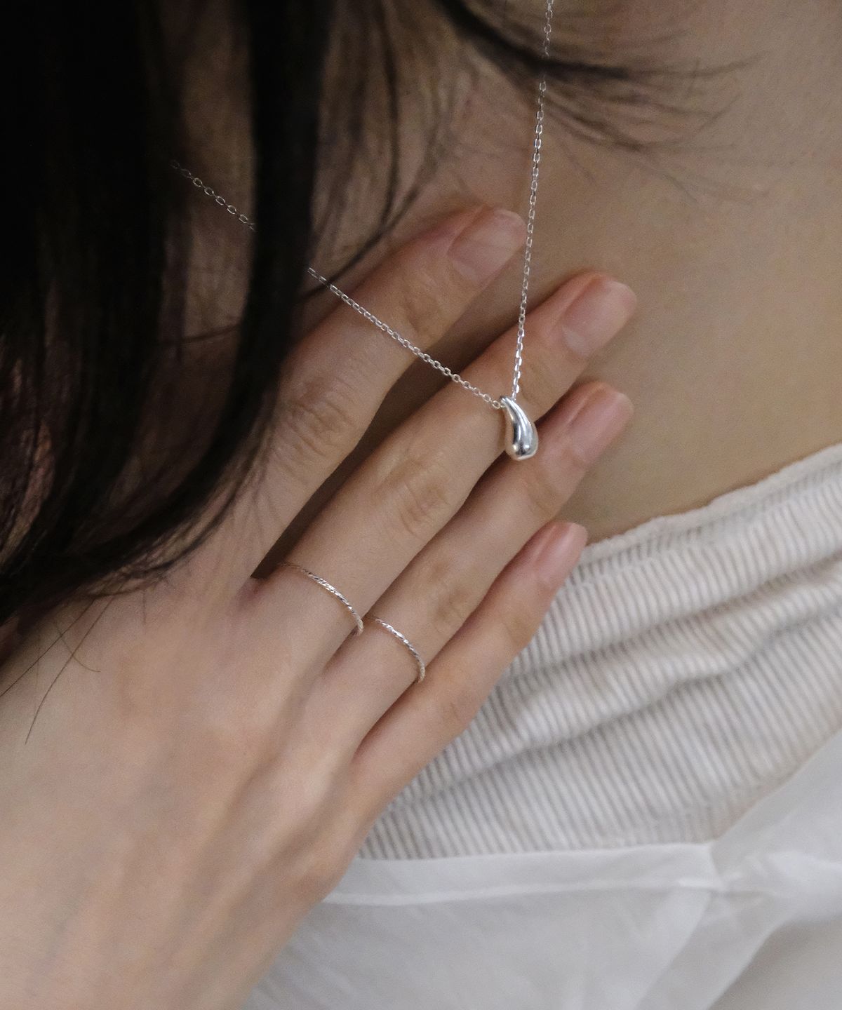포에트리하우스(POETRYHAUS) WATERDROP NECKLACE