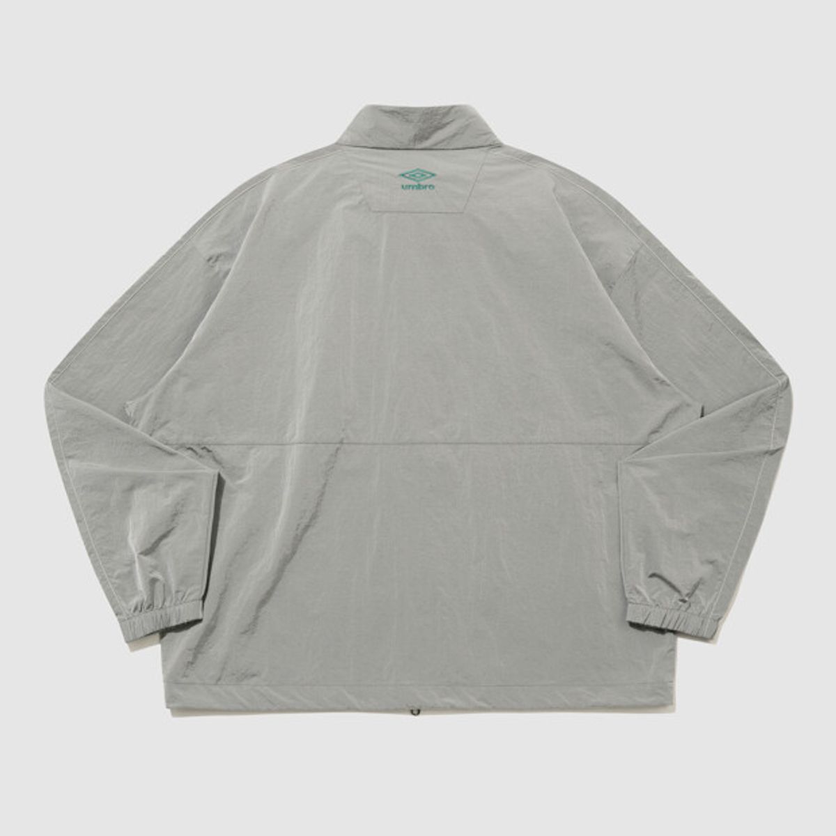 엄브로(UMBRO) 클래식 플러스 스탠넥 바람막이 자켓 카키 UR124CJK33