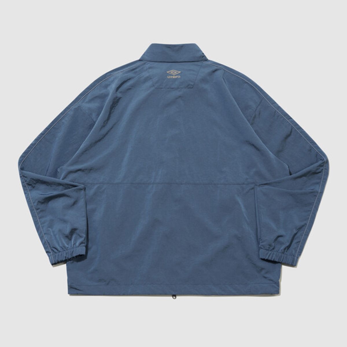 엄브로(UMBRO) 클래식 플러스 스탠넥 바람막이 자켓 블루 UR124CJK33