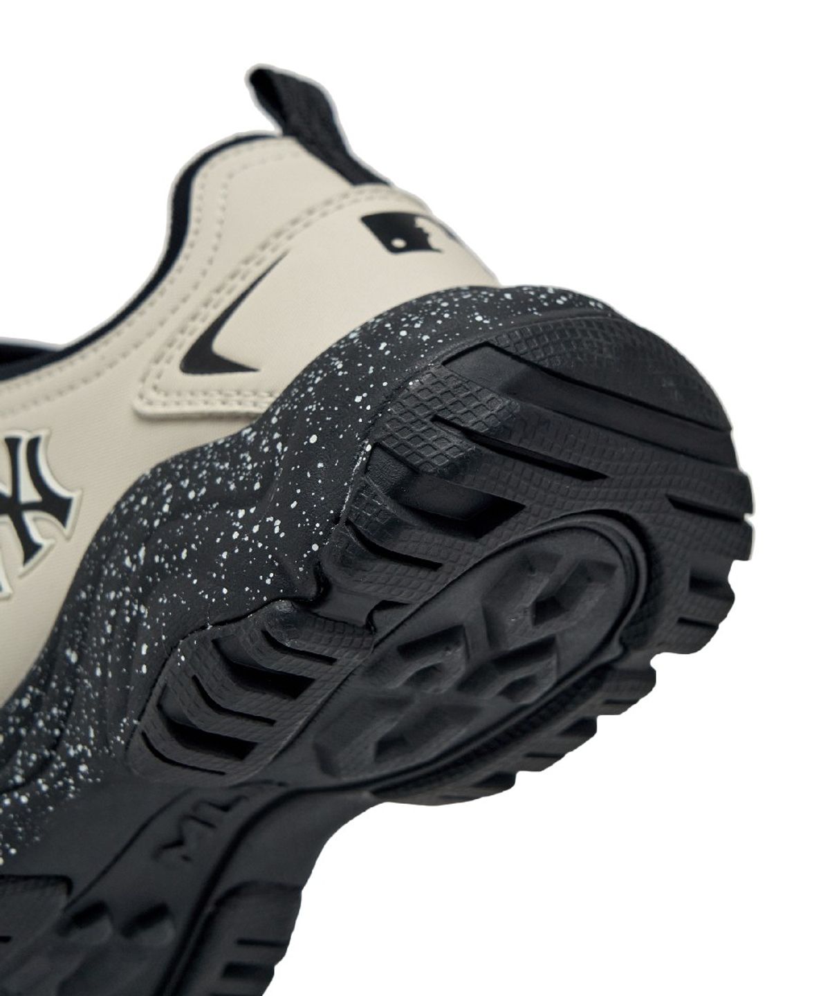 엠엘비 키즈(MLB KIDS) 카고 청키 글러브 NY (Ivory)