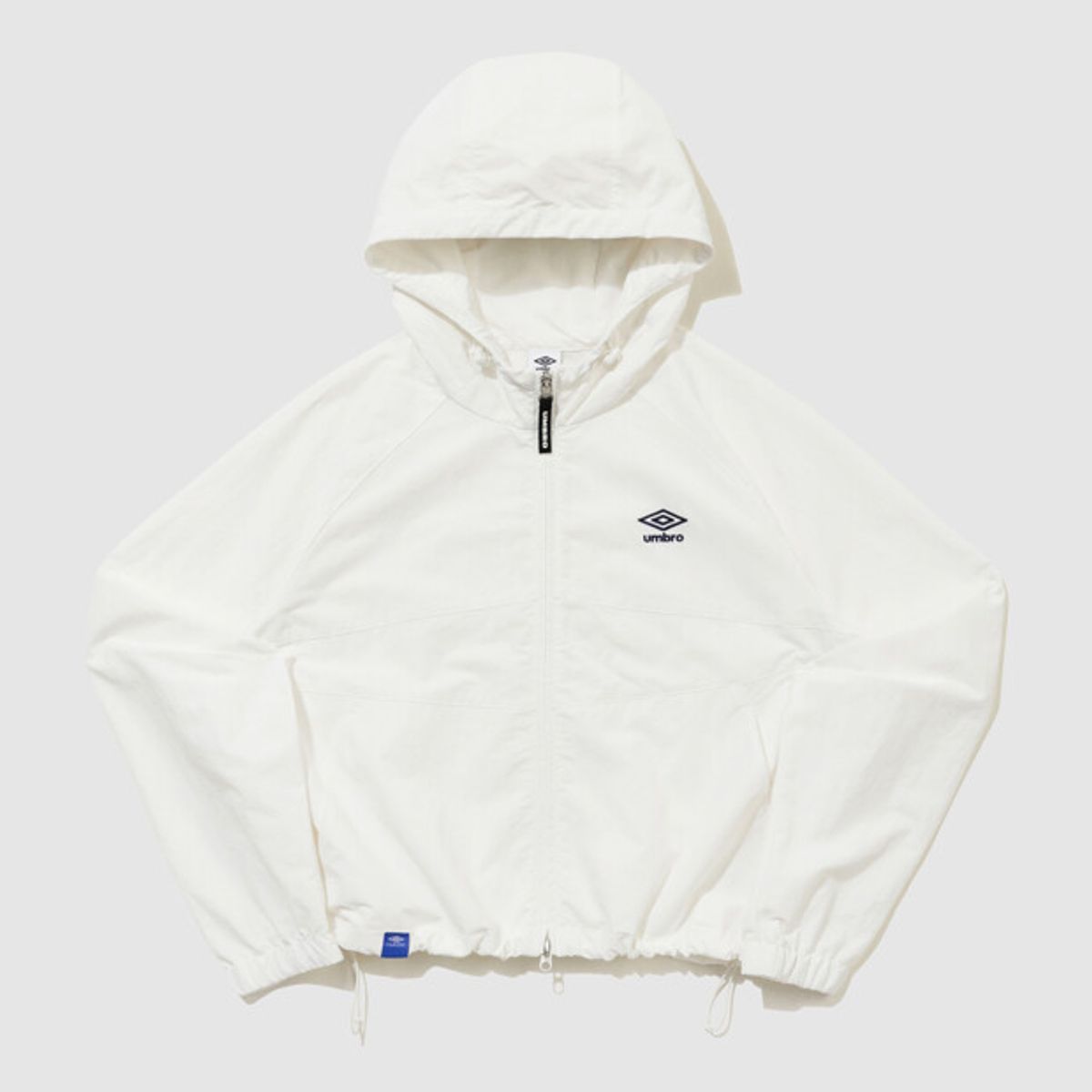 엄브로(UMBRO) 클래식 우먼스 후드형 바람막이 집업 자켓 아이보리 UR122CJK32