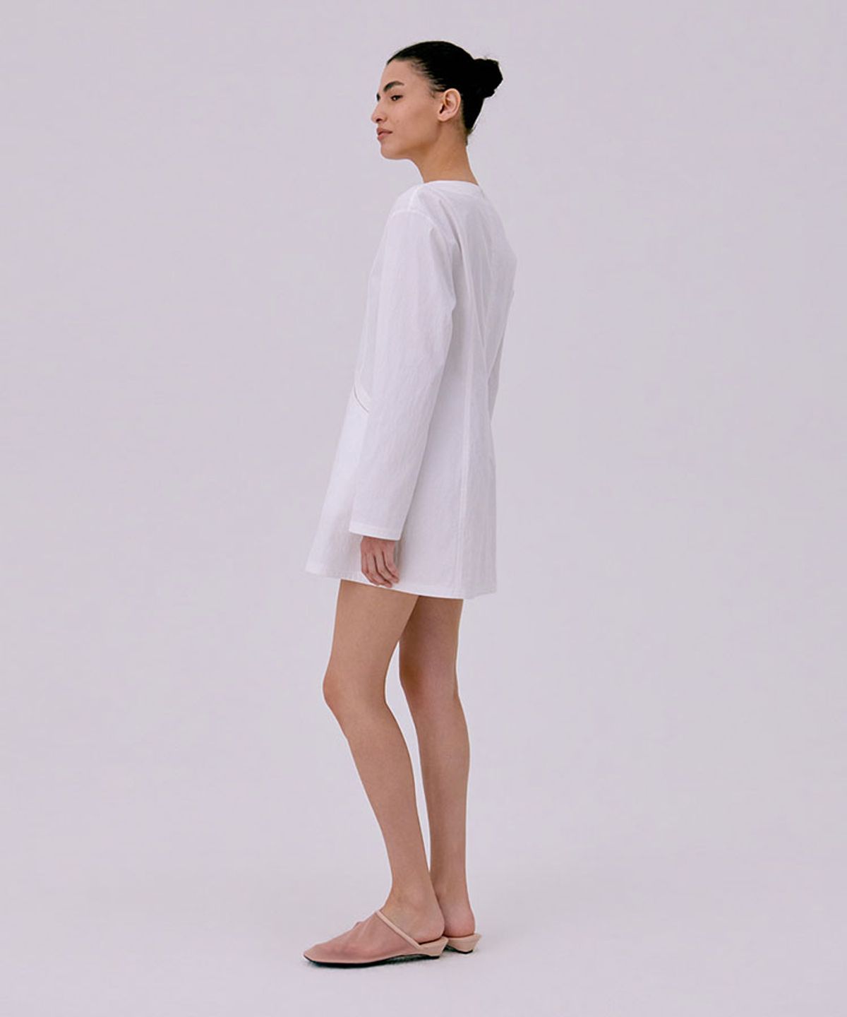 분더캄머(WNDERKAMMER) V-neck Mini Dress_White