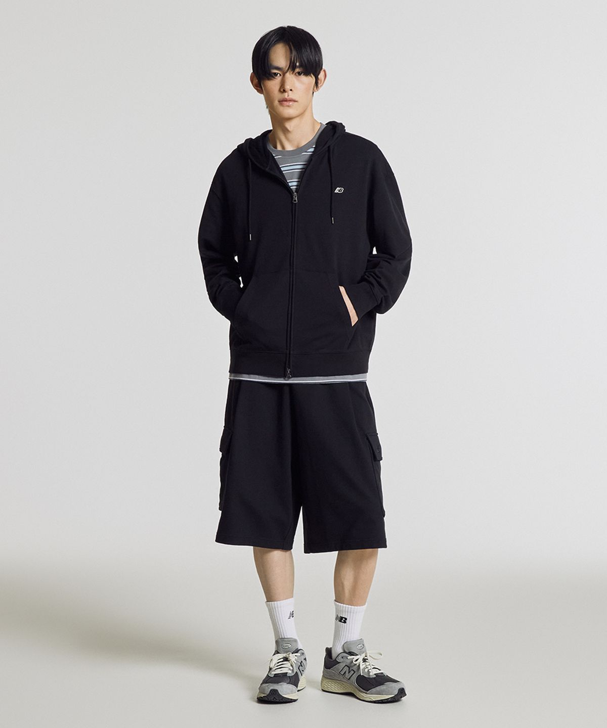 뉴발란스(NEW BALANCE) NBMDG21403 / UNI 에센셜 썸머 경량 후드집업 (BLACK)
