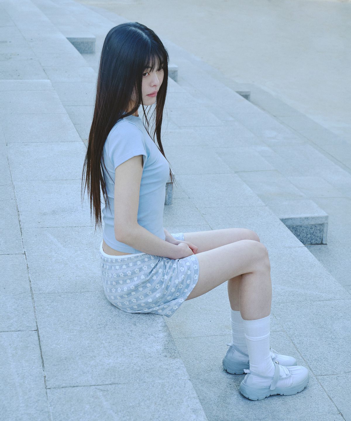 미헤브(MIHEV) 플라워 하트 빈티지 레이어드 쇼츠 그레이