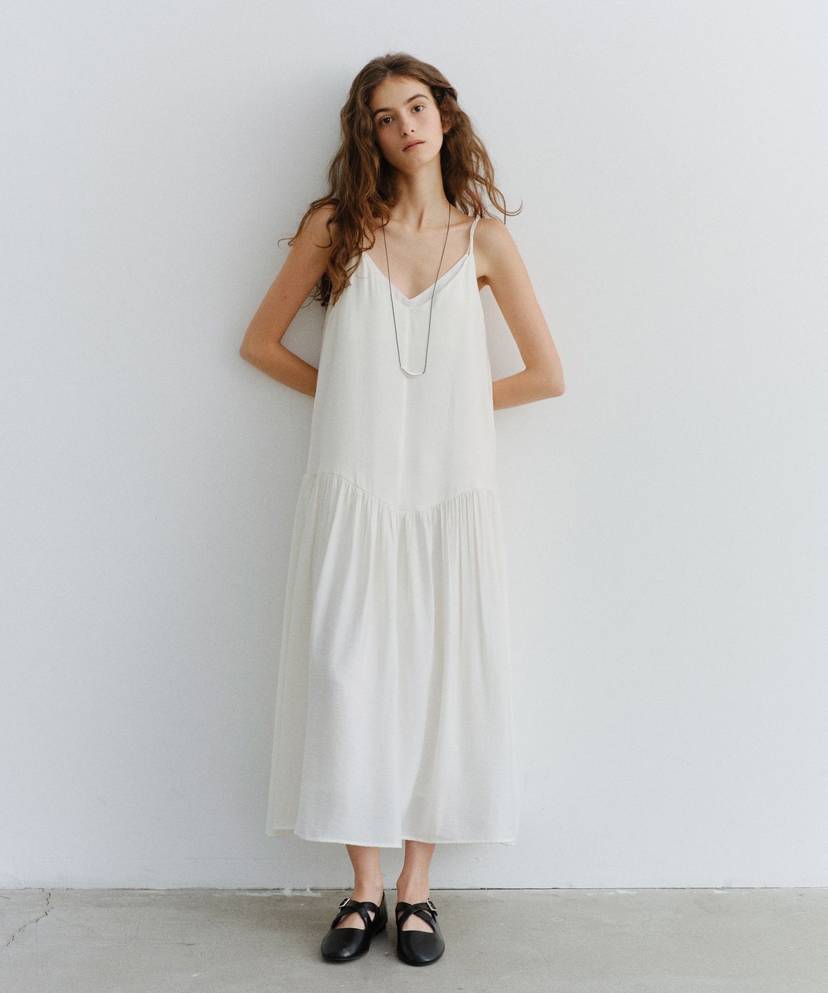 유라고(URAGO) Layer sleeveless shirring dress