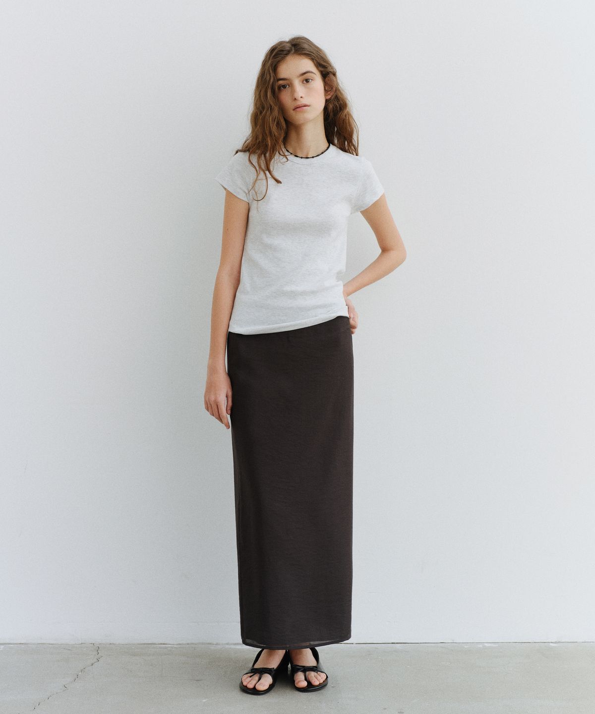 유라고(URAGO) Silk back slit long skirt