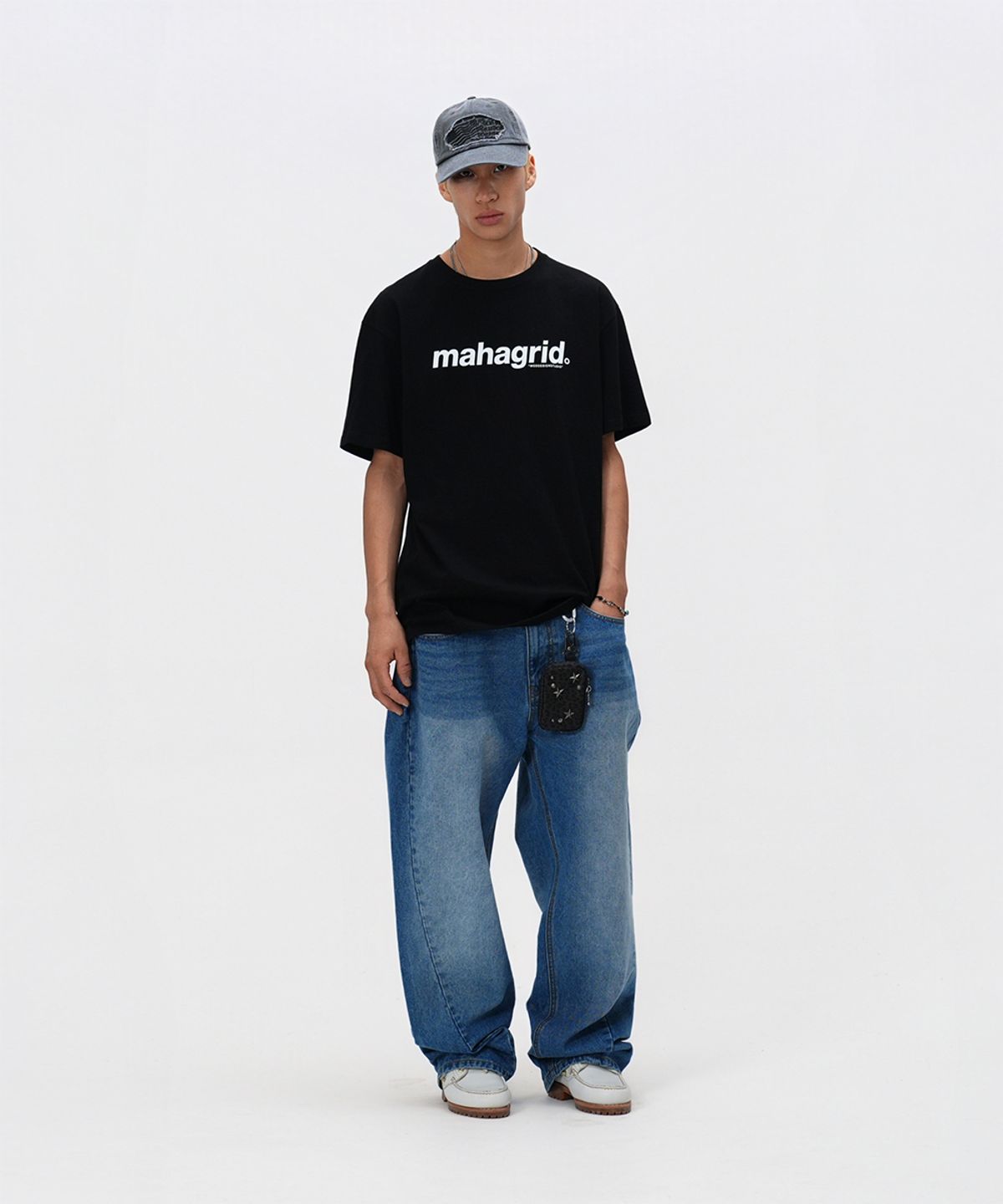 마하그리드(MAHAGRID) BASIC LOGO TEE BLACK(MG2CMMT502A)