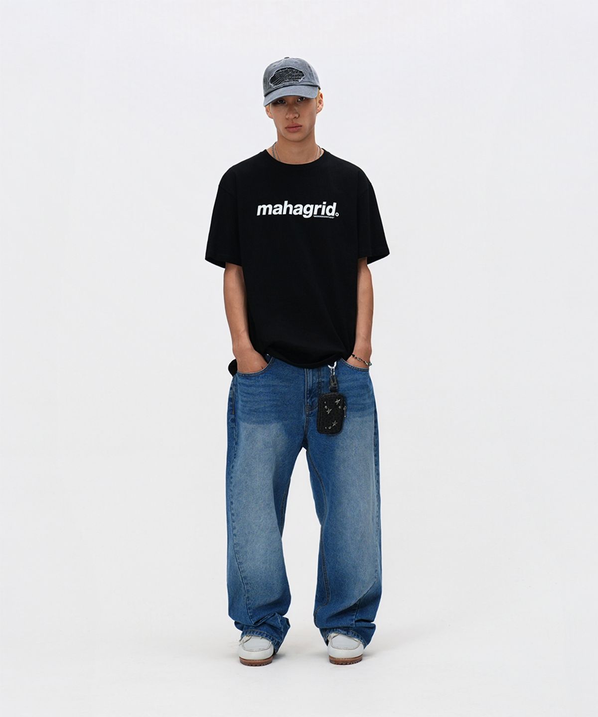 마하그리드(MAHAGRID) BASIC LOGO TEE BLACK(MG2CMMT502A)