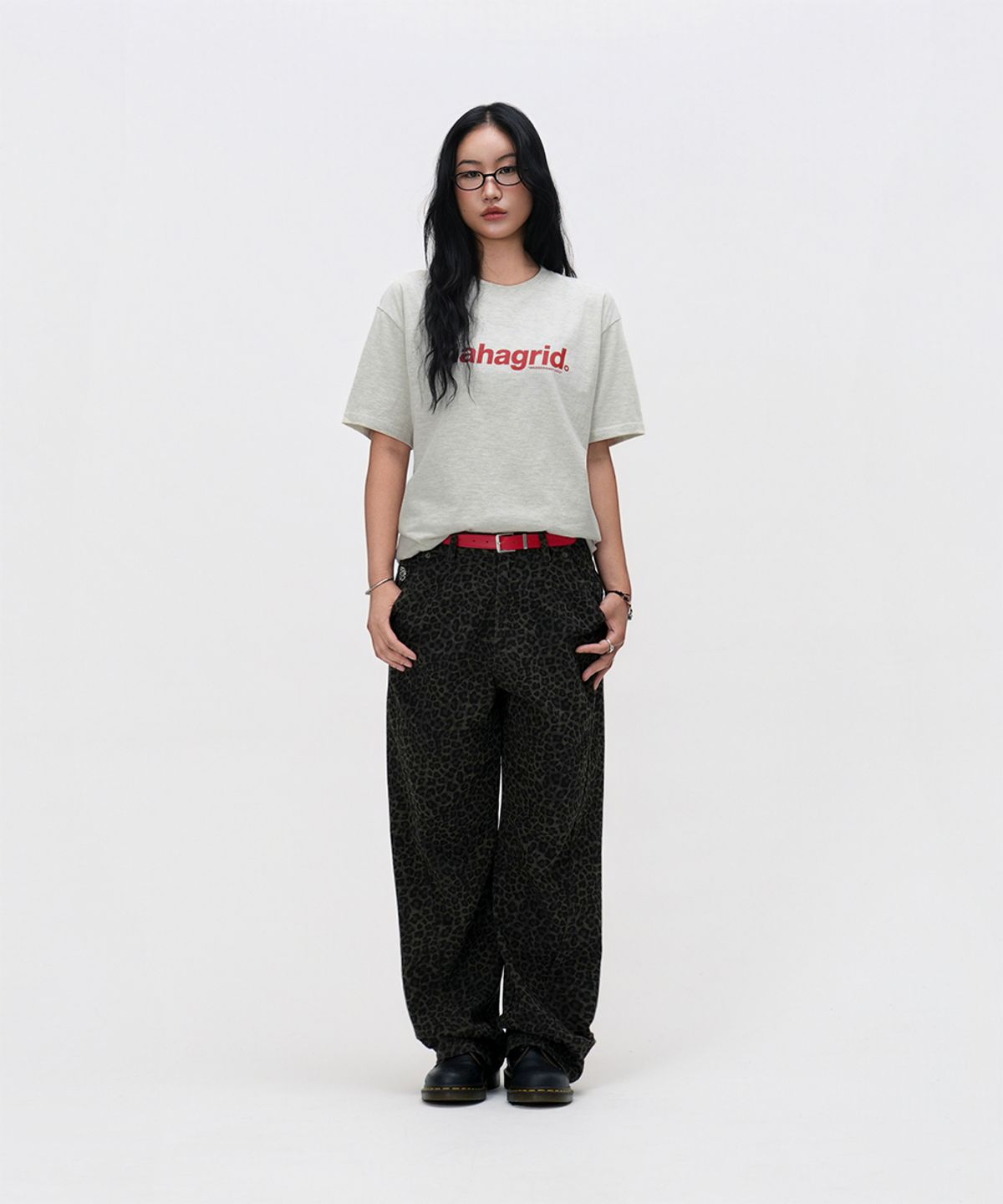마하그리드(MAHAGRID) BASIC LOGO TEE LIGHT OATMEAL(MG2CMMT502A)