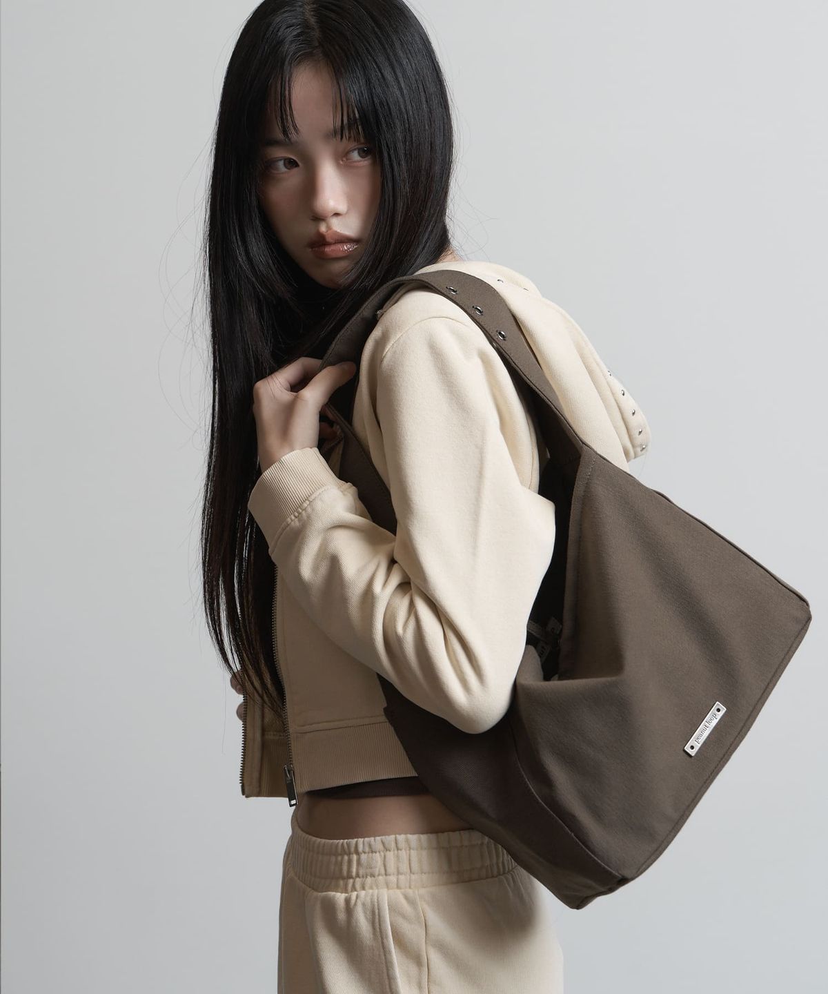 피넛루프(PEANUT LOOP) Essential Organizer Bag Khaki