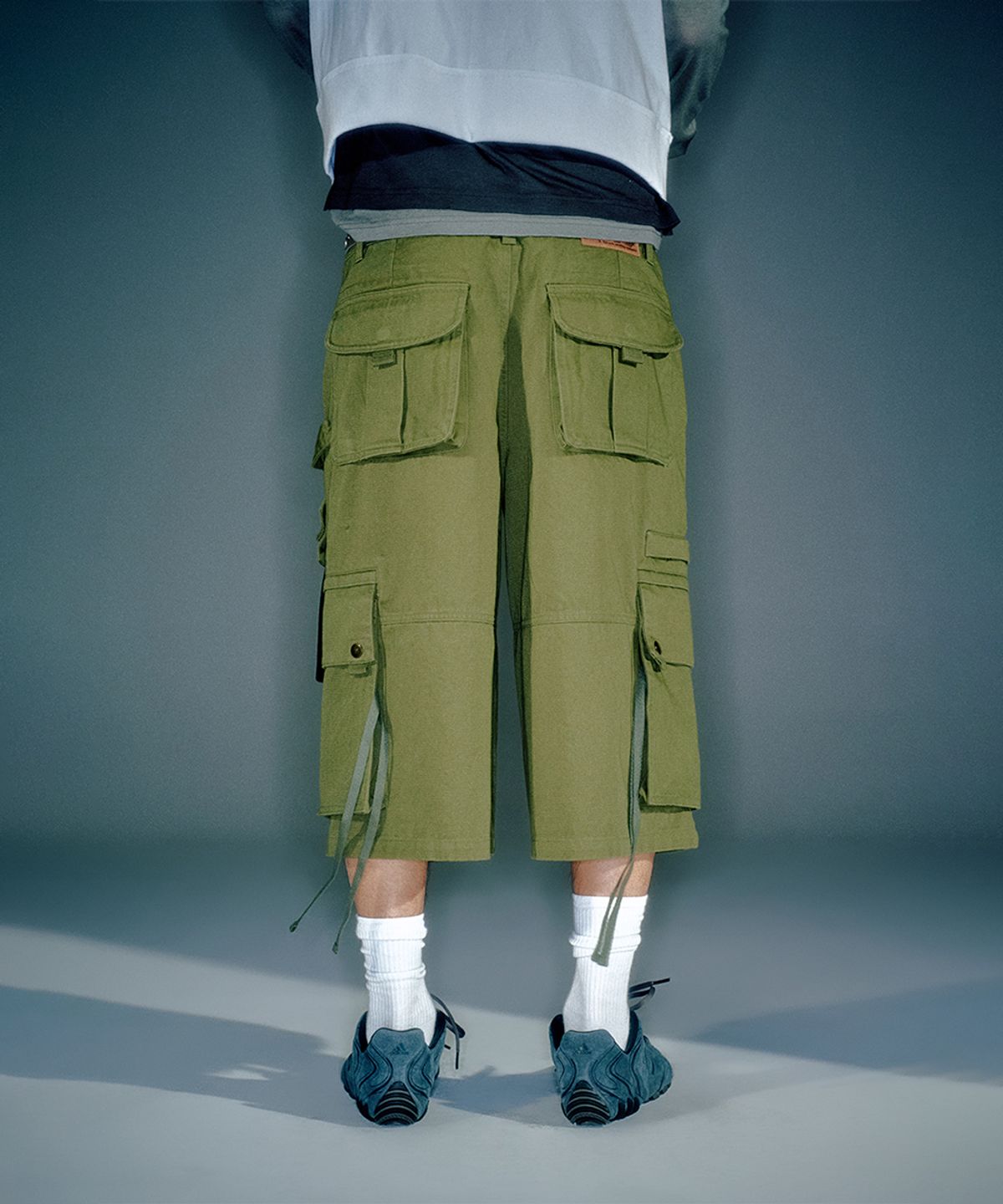 베이컨트 아카이브(VACANT ARCHIVE) (MEN) TONY CARGO BERMUDA PANTS KHAKI