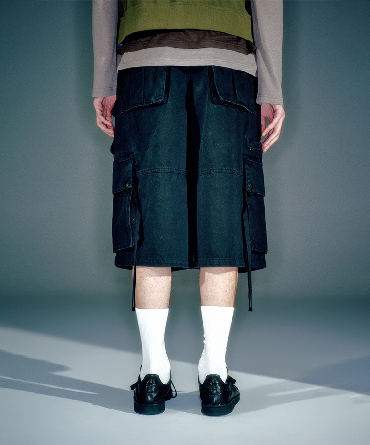 베이컨트 아카이브(VACANT ARCHIVE) (MEN) TONY CARGO BERMUDA PANTS BLACK