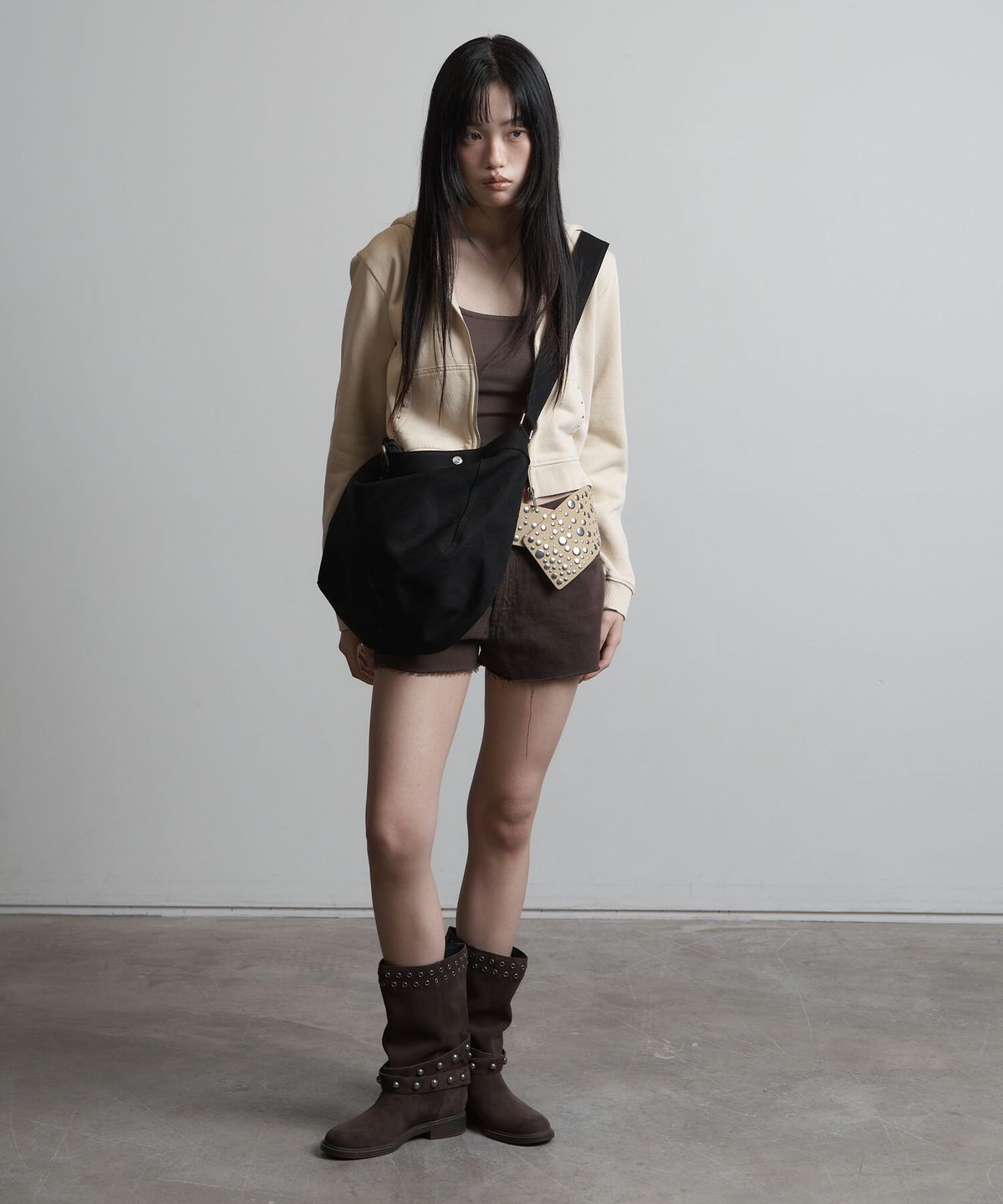 피넛루프(PEANUT LOOP) Spiral Canvas cross bag Black
