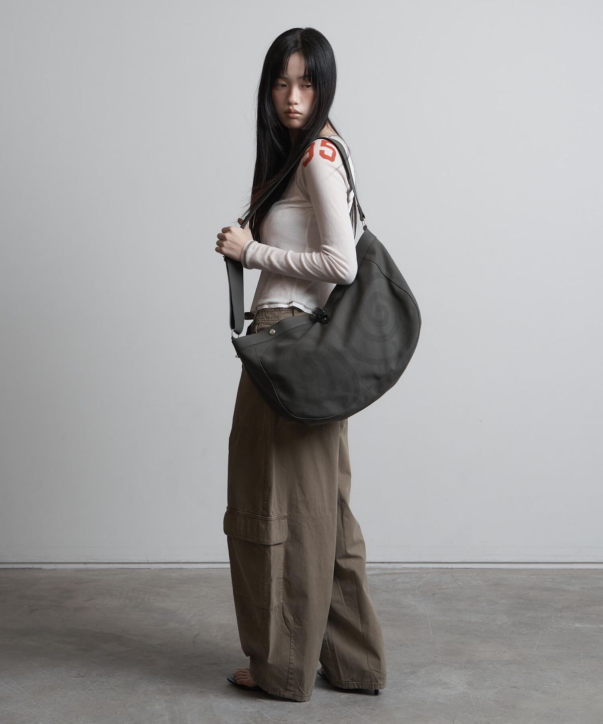피넛루프(PEANUT LOOP) Spiral Canvas cross bag Khaki