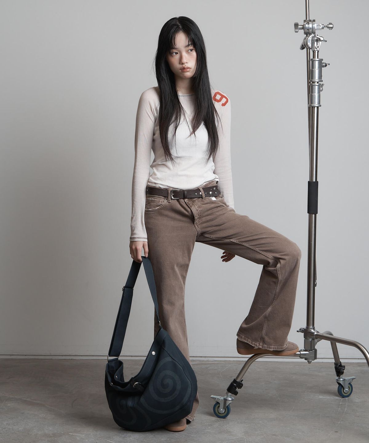 피넛루프(PEANUT LOOP) Spiral Canvas cross bag Navy