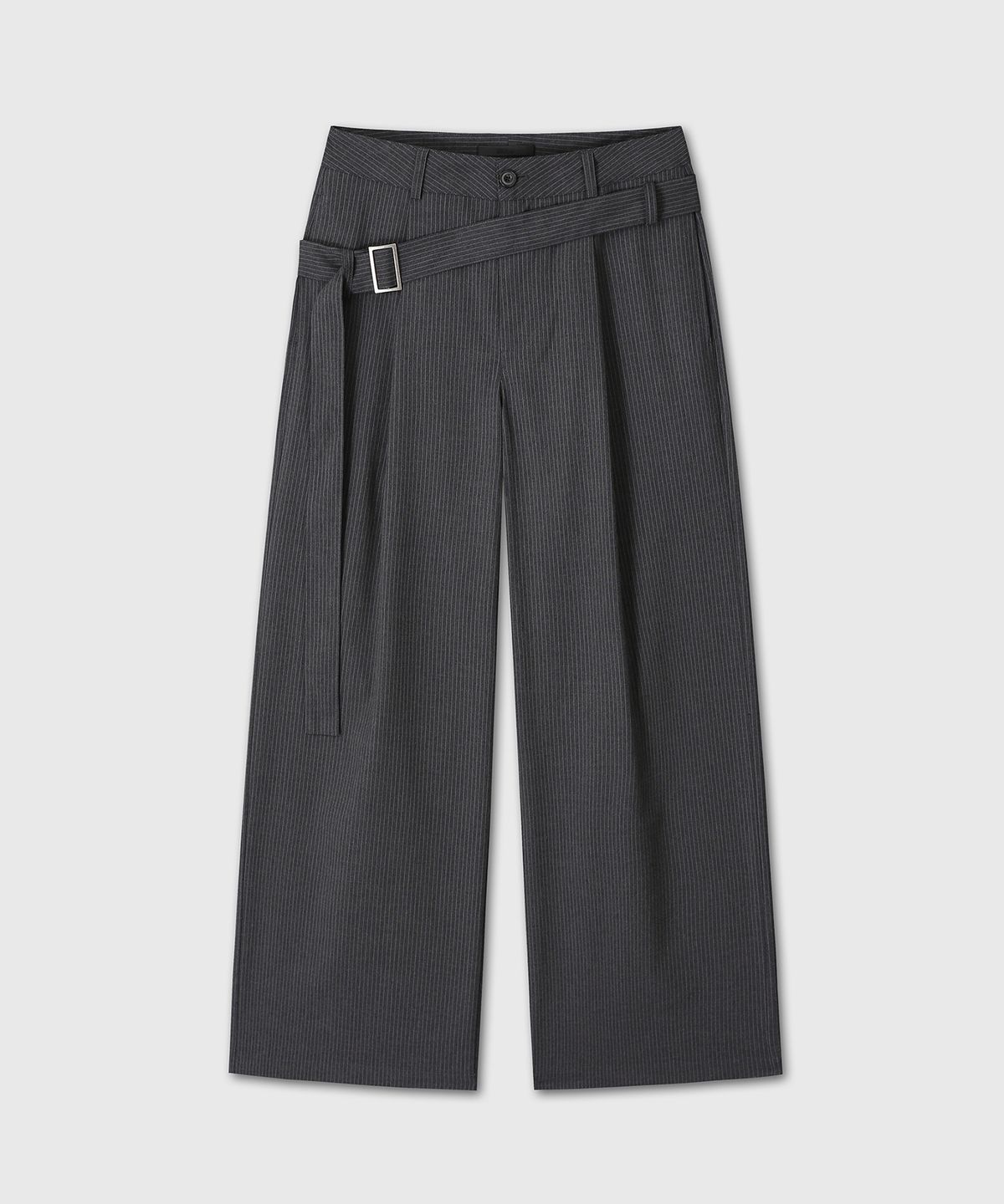 다이브인 우먼(DIVEIN WOMEN) BELTED FLARE STRIPE PANTS (CHARCOAL)