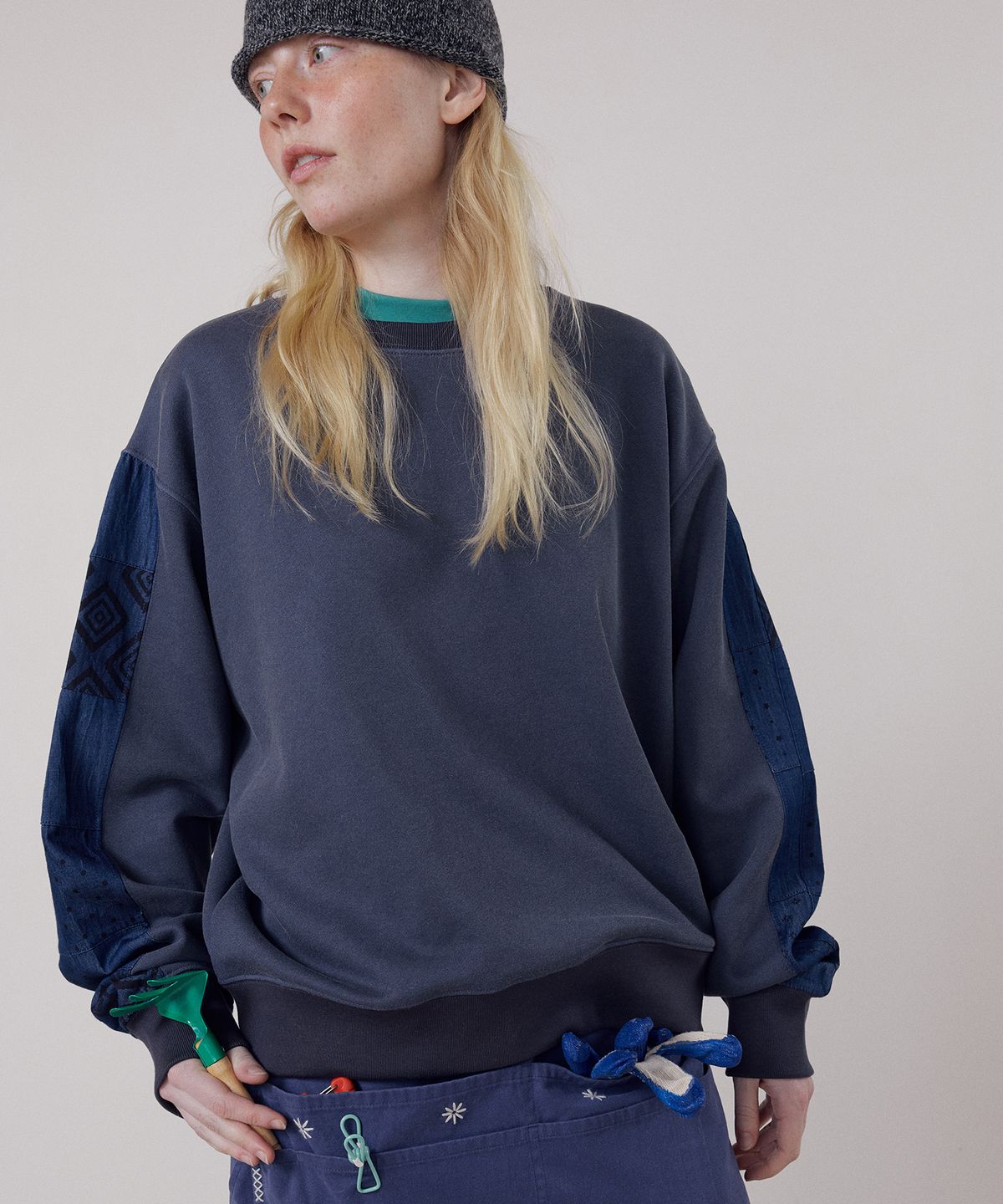 프리터(FRITUR) Patchwork Denim Sweatshirt Navy_F261TS06