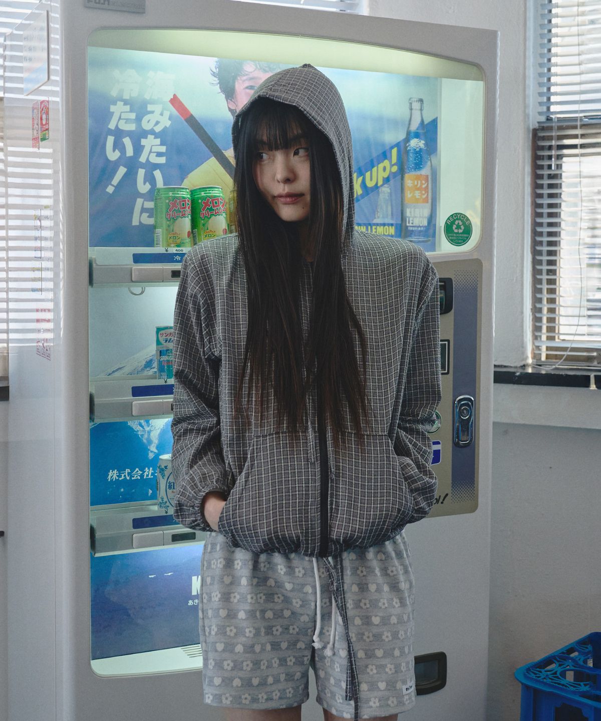 미헤브(MIHEV) 미유 백프린트 후드 집업 자켓 블랙