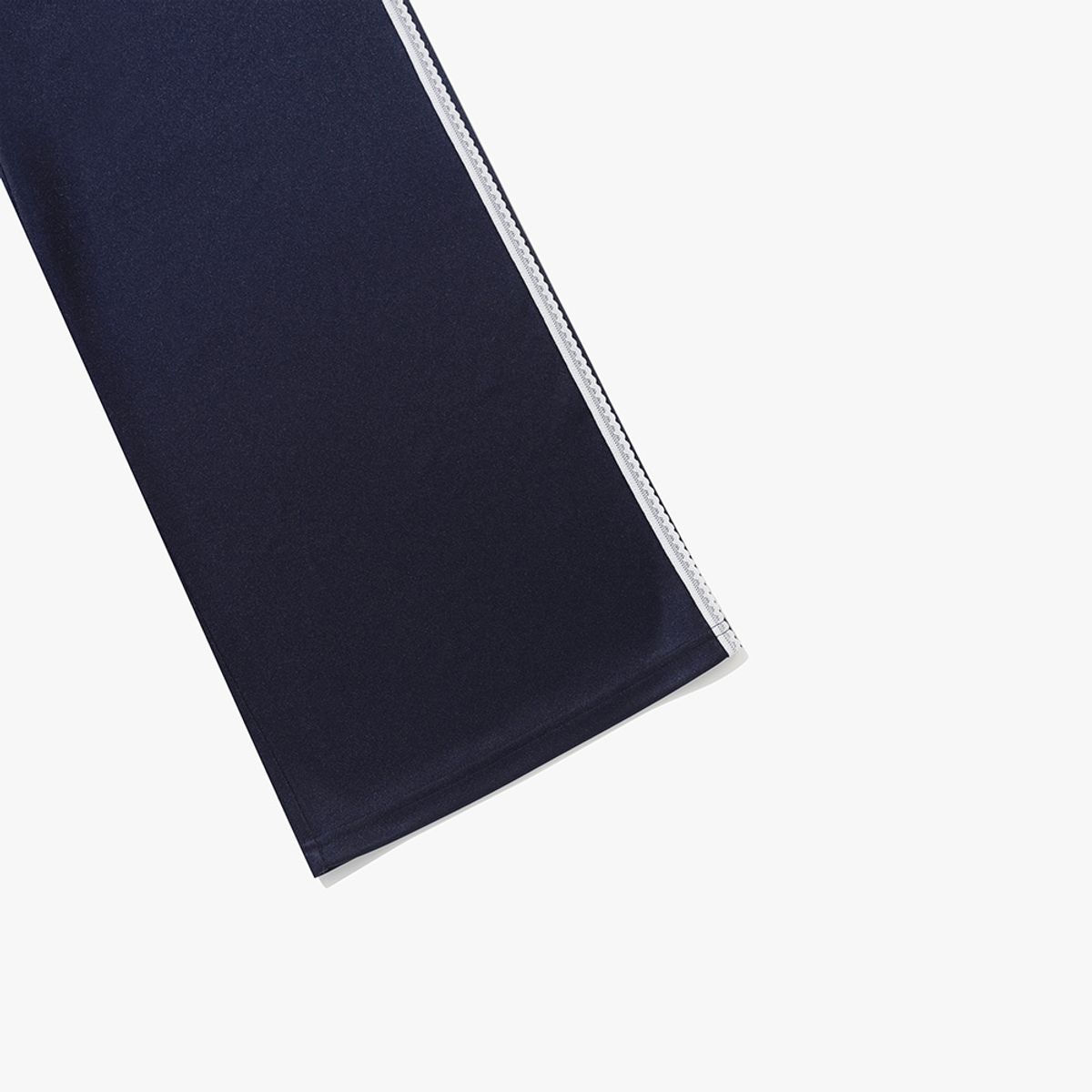 디아도라(diadora) 풋볼 무드 레이스 포인트 롱팬츠 우먼 NAVY