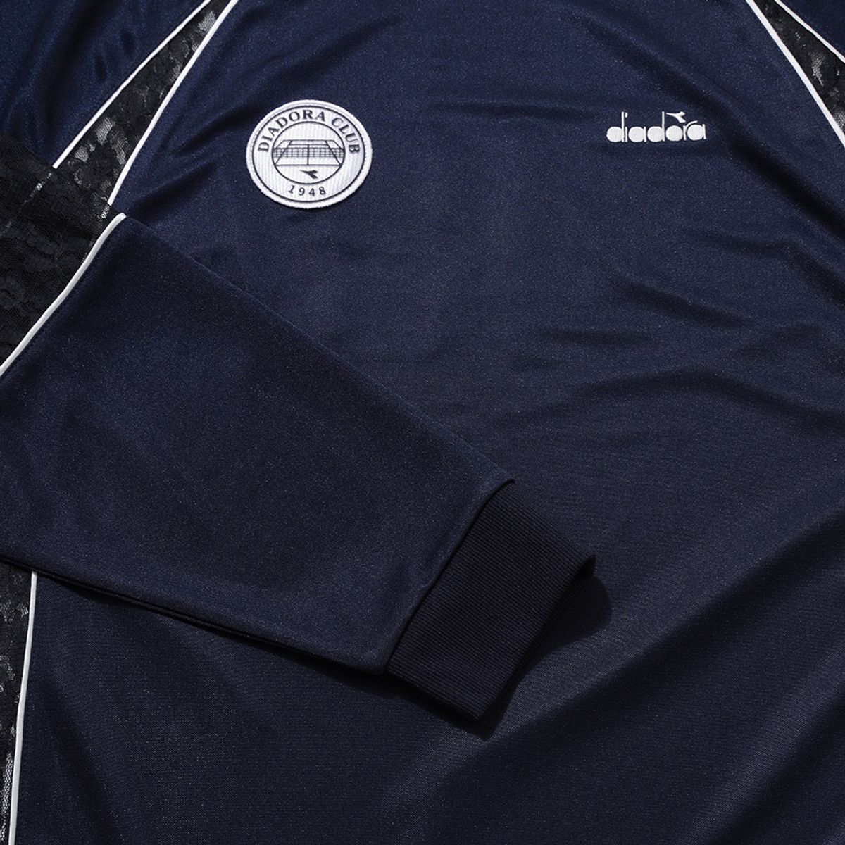 디아도라(diadora) 풋볼 무드 레이스 믹스 티셔츠 우먼 NAVY