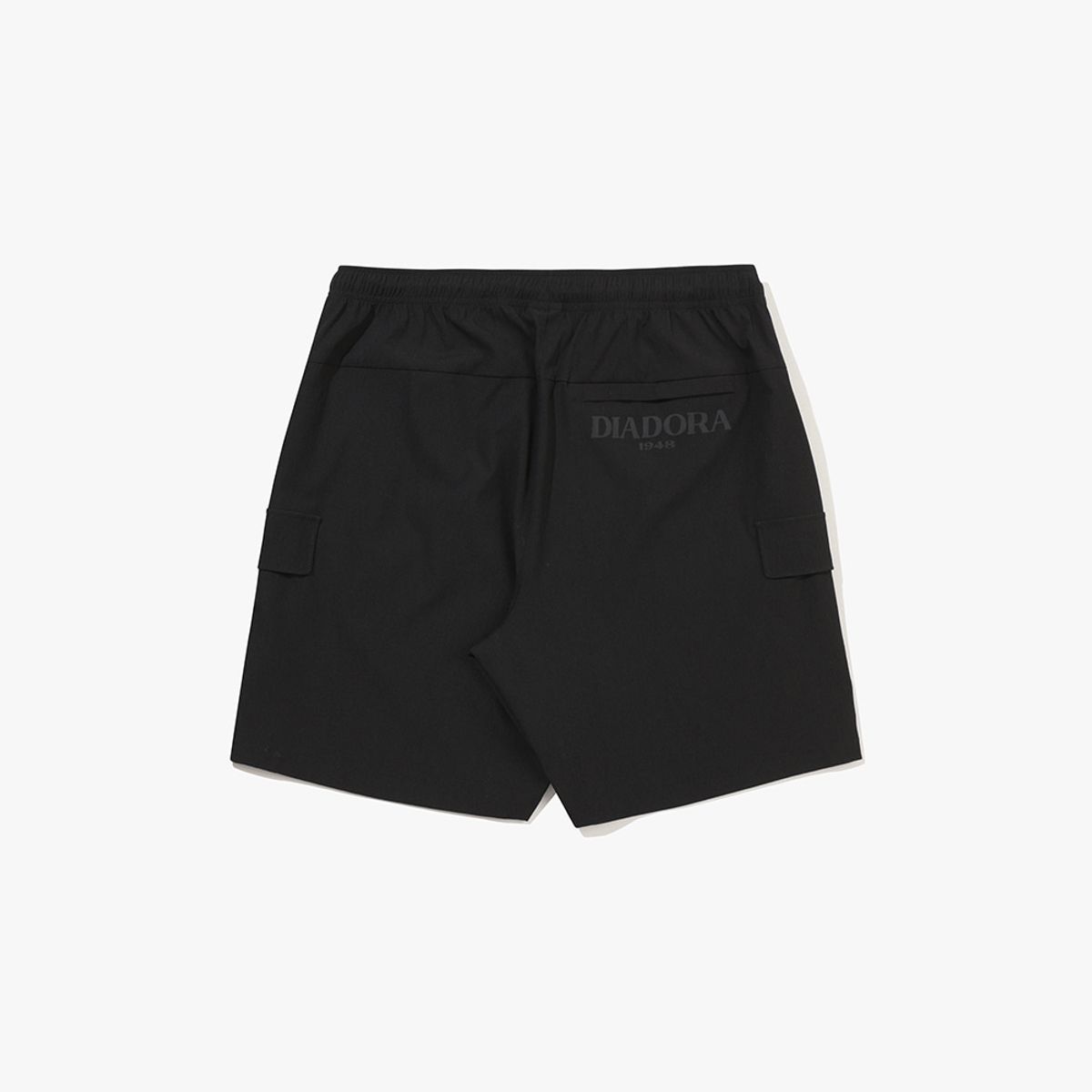 디아도라(diadora) 마이크로 플리츠 쇼츠 BLACK