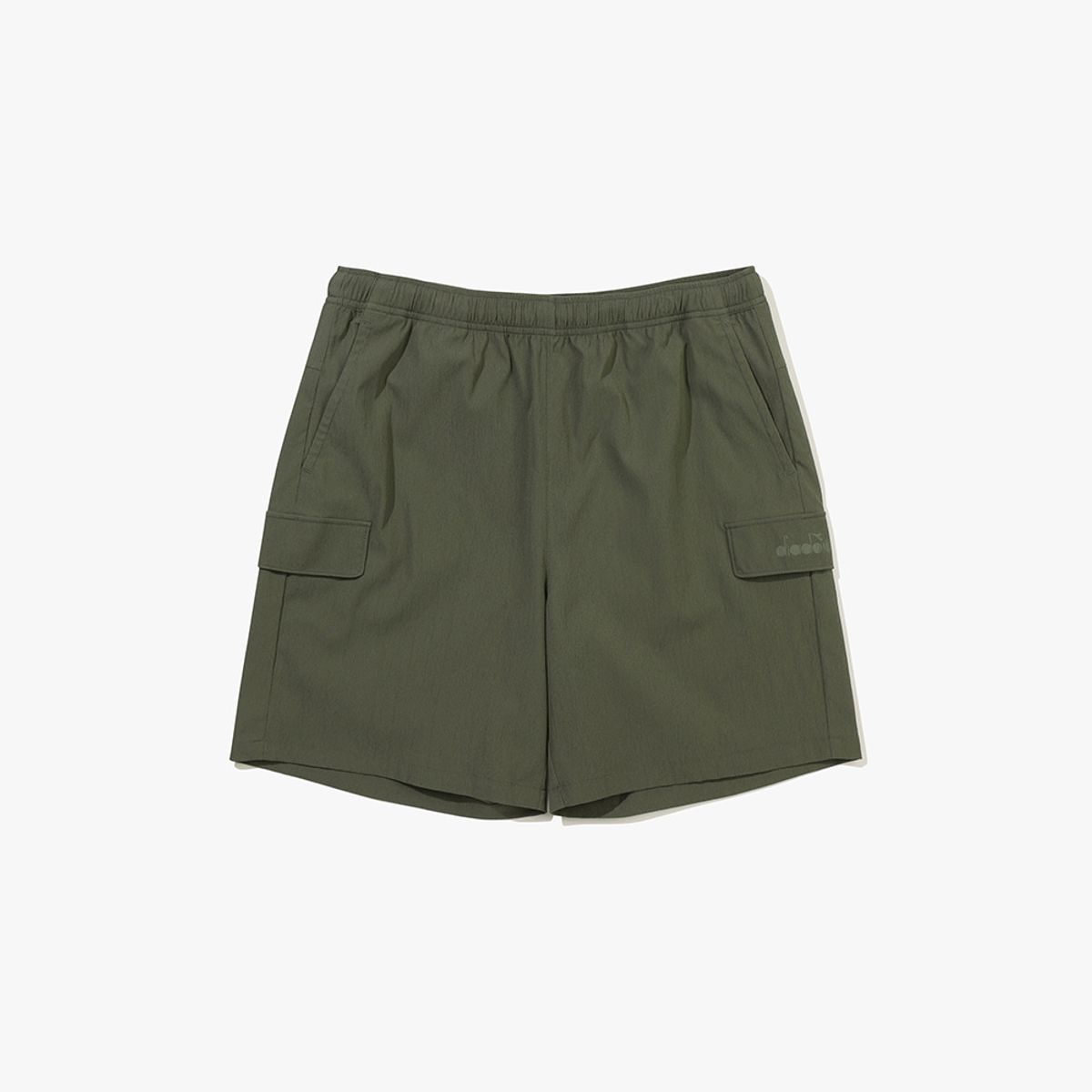디아도라(diadora) 마이크로 플리츠 쇼츠 KHAKI