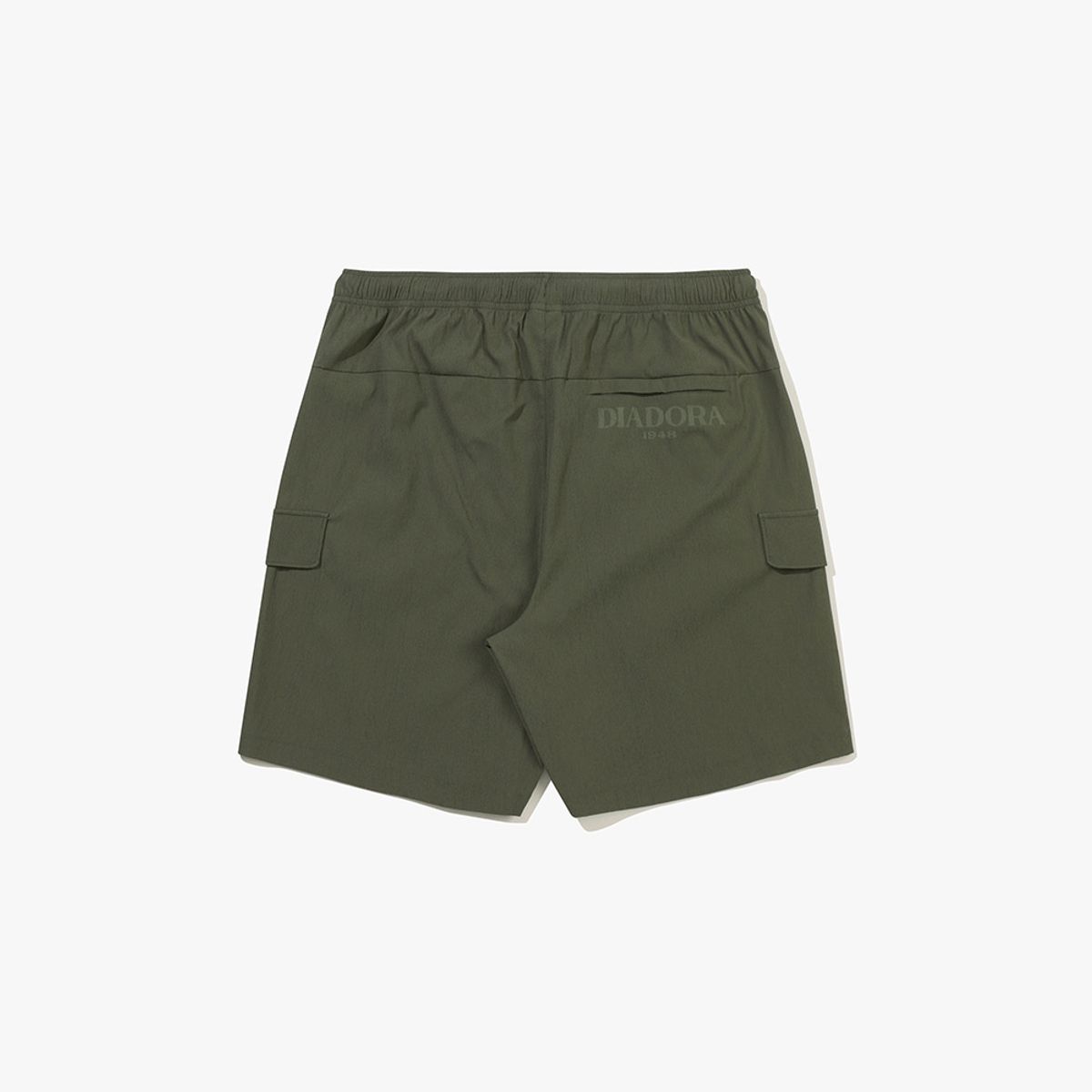 디아도라(diadora) 마이크로 플리츠 쇼츠 KHAKI