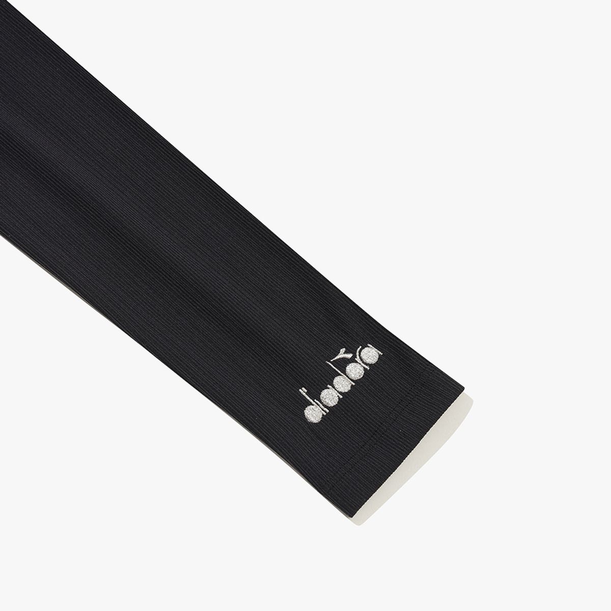 디아도라(diadora) 시어 골지 볼레로 BLACK