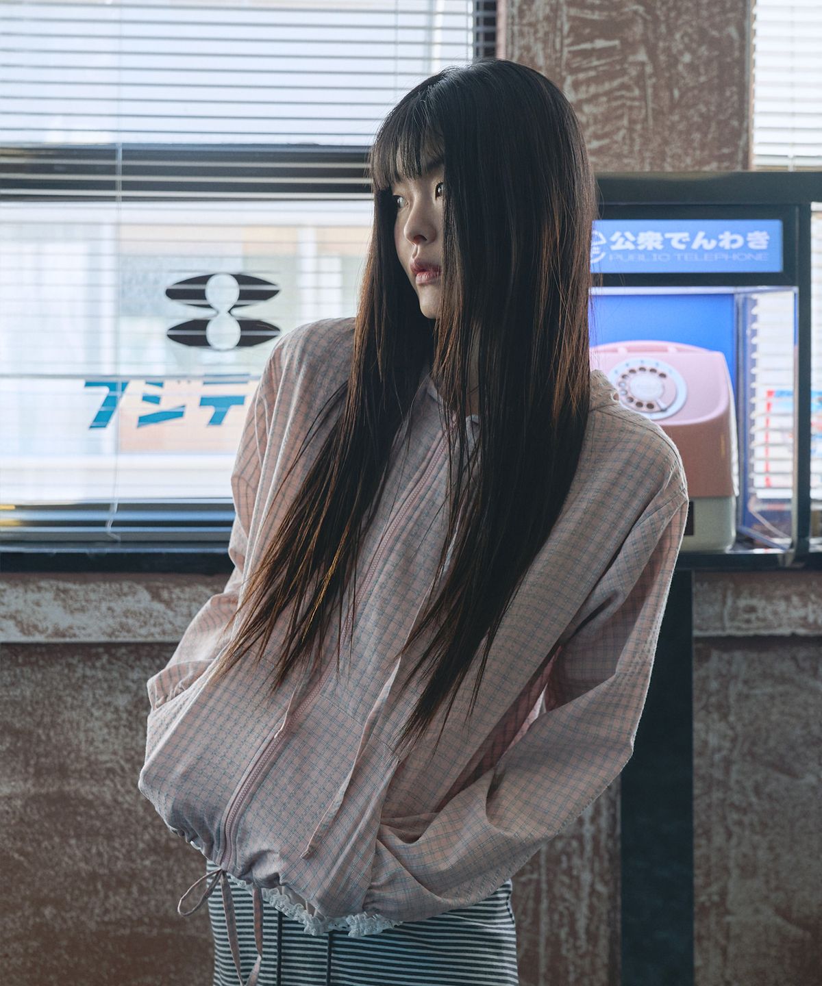 미헤브(MIHEV) 미유 백프린트 후드 집업 자켓 핑크