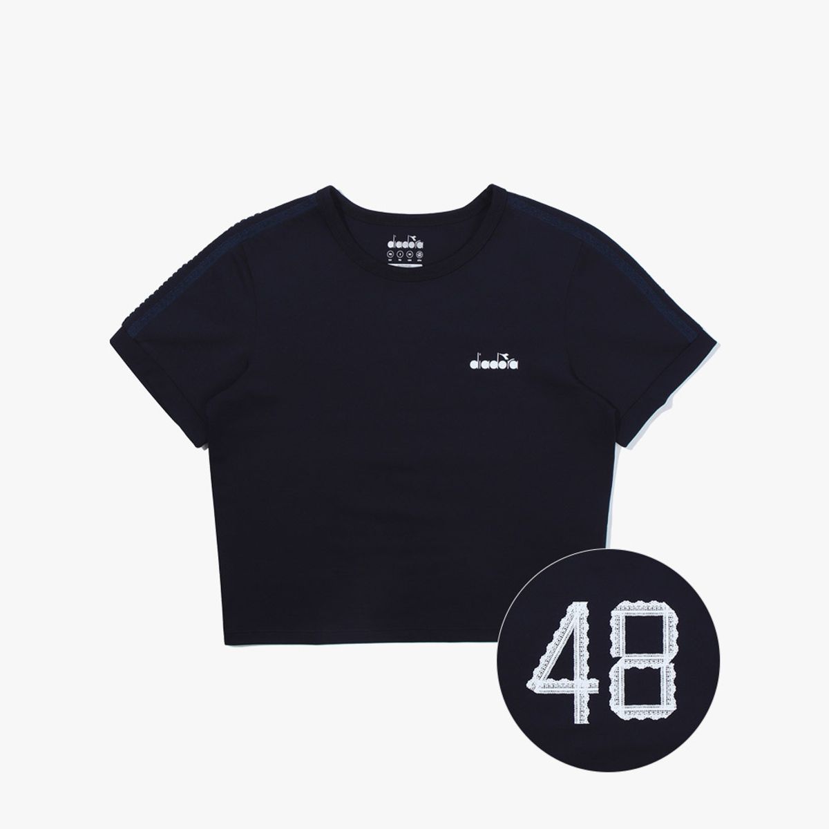 디아도라(diadora) 풋볼 무드 슬림 반팔 티셔츠 우먼 NAVY