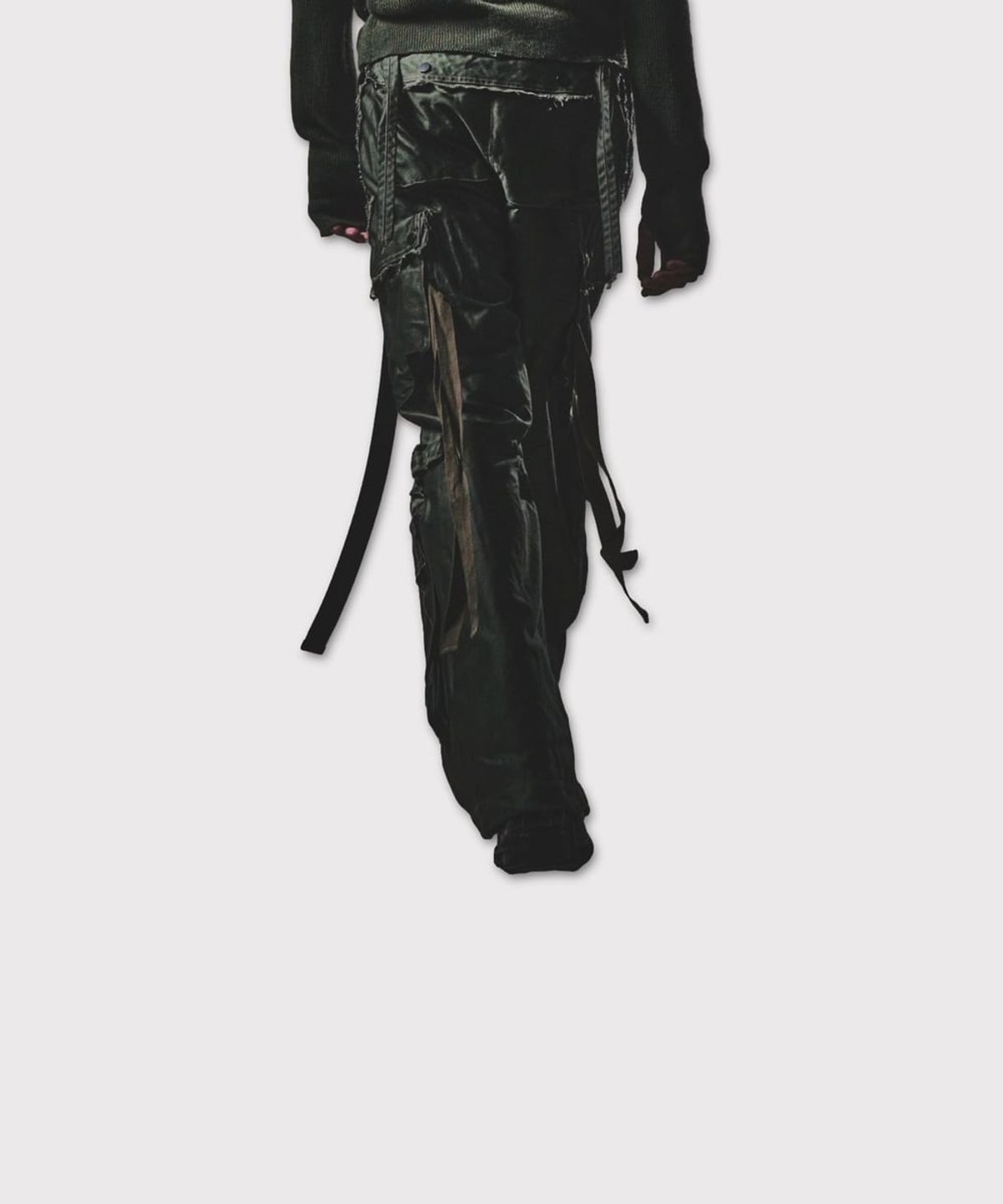 마이너스(MINUS) Slash Seam Twist Cargo Pants(PIGMENT DYED MOLESKIN) - OLIVE