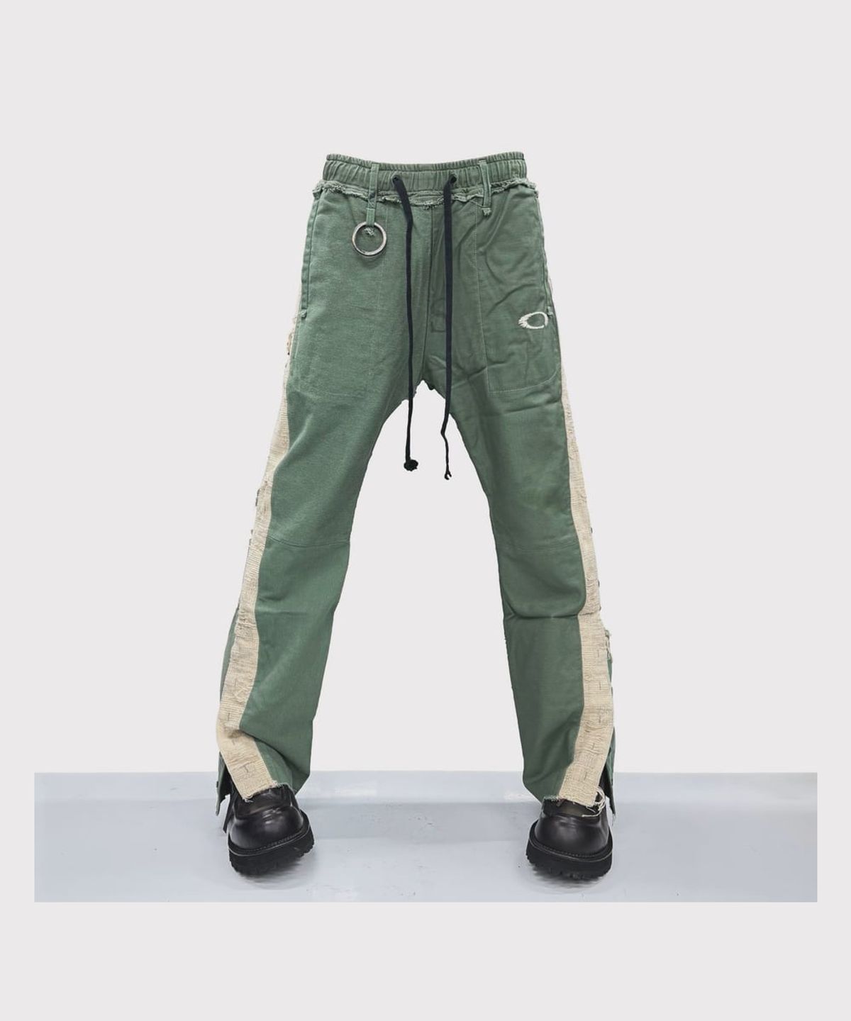 마이너스(MINUS) Twist Line Truck Pants(VINTAGE US ARMY LAUNDRY BAG)  - OLIVE