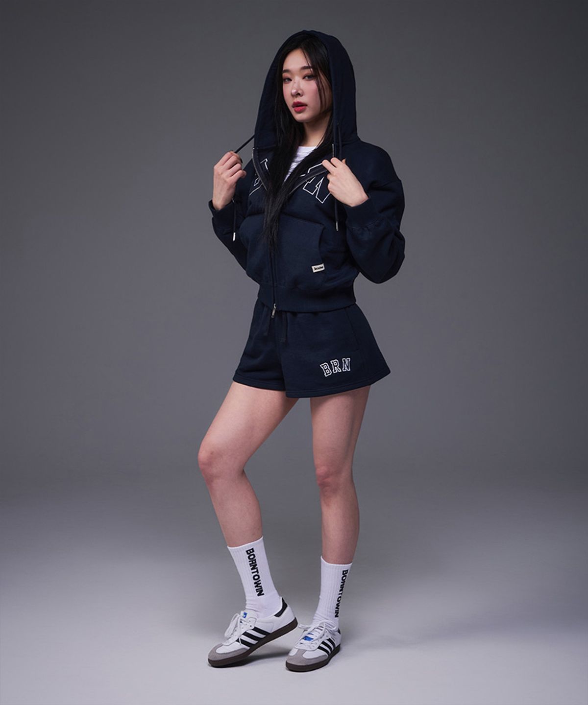 본투윈(BORN TO WIN) W BRN RELAX FIT HOODIE ZIP-UP [NAVY]