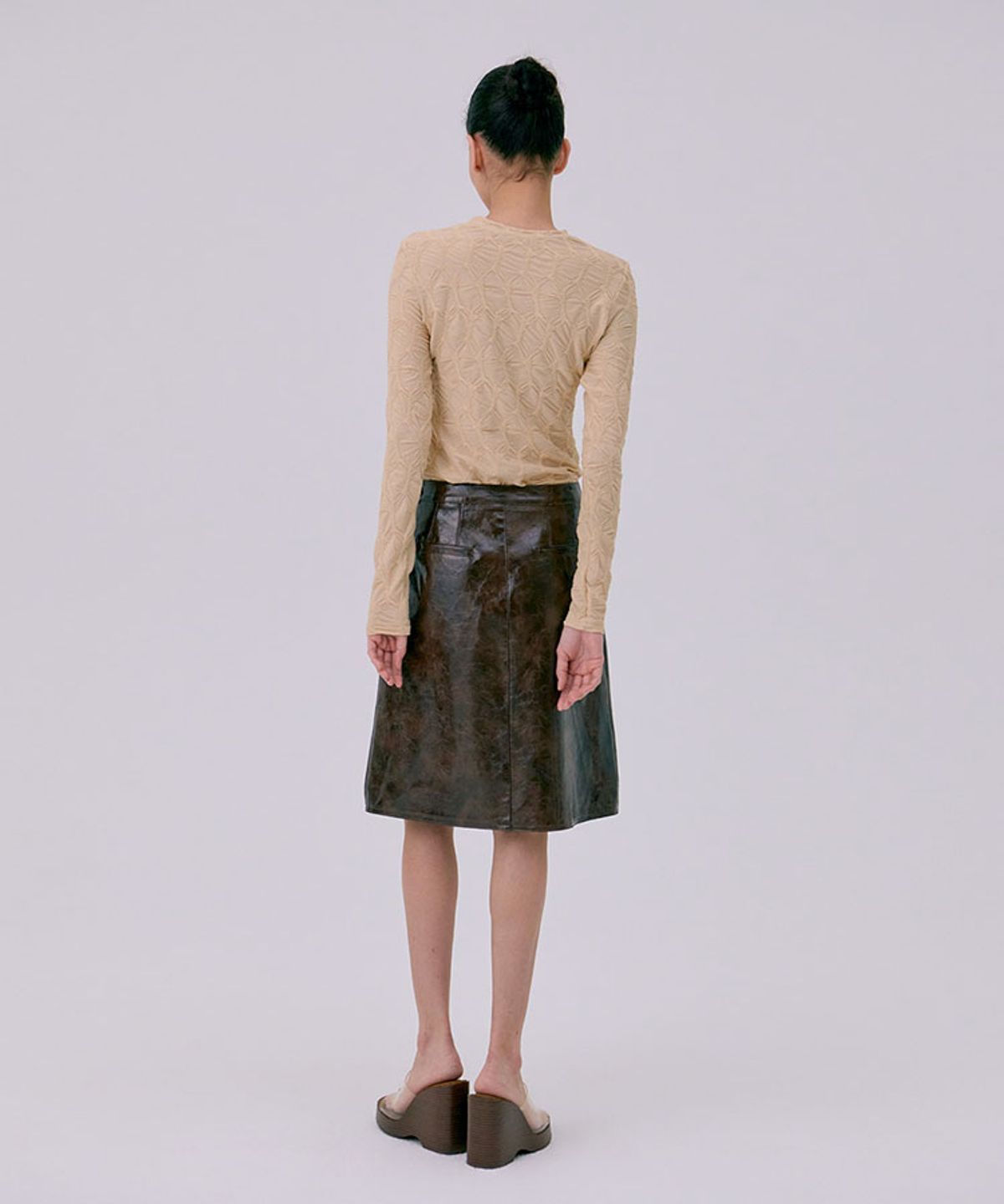분더캄머(WNDERKAMMER) Midi Leather Skirt_Brown(미디 가죽 스커트_브라운)