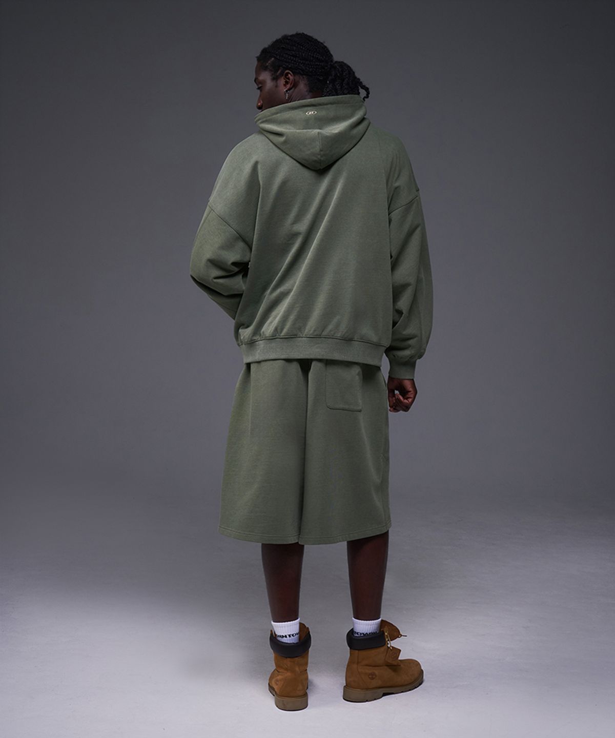 본투윈(BORN TO WIN) 85 PIGMENT BERMUDA PANTS [KHAKI]