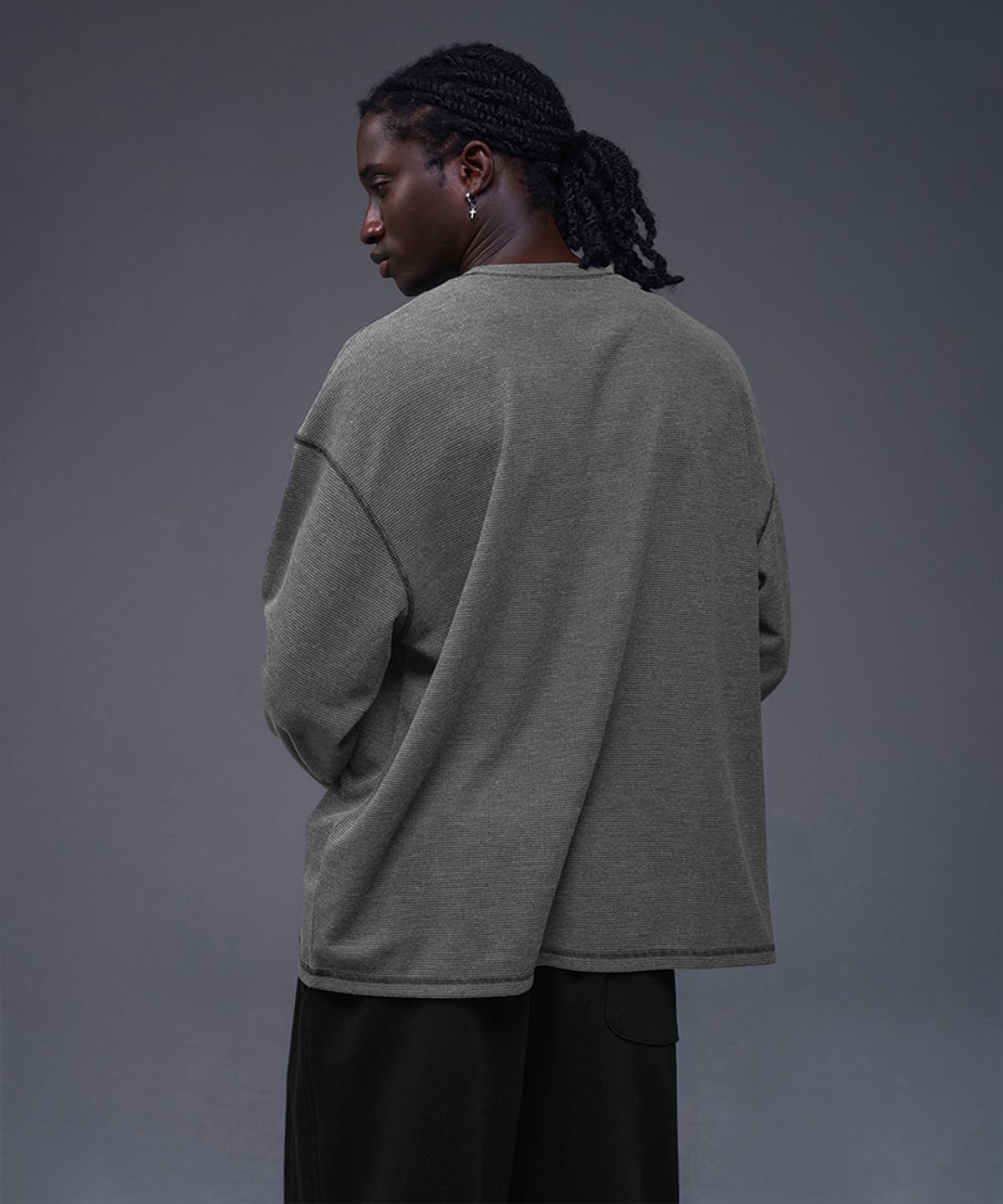 본투윈(BORN TO WIN) B PENDANT WAFFLE LONG SLEEVE [MELANGE CHARCOAL]