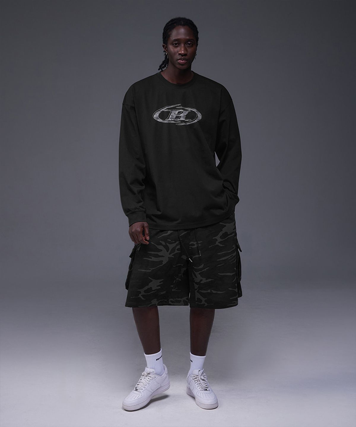 본투윈(BORN TO WIN) CAMO B LOGO LONG SLEEVE [BLACK]