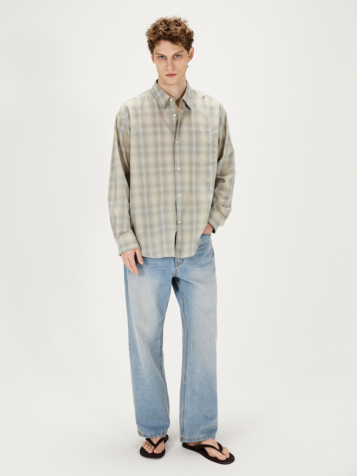 셔터(SHIRTER) SUPER LIGHT NAVONA CHECK SHIRT (BEIGE)