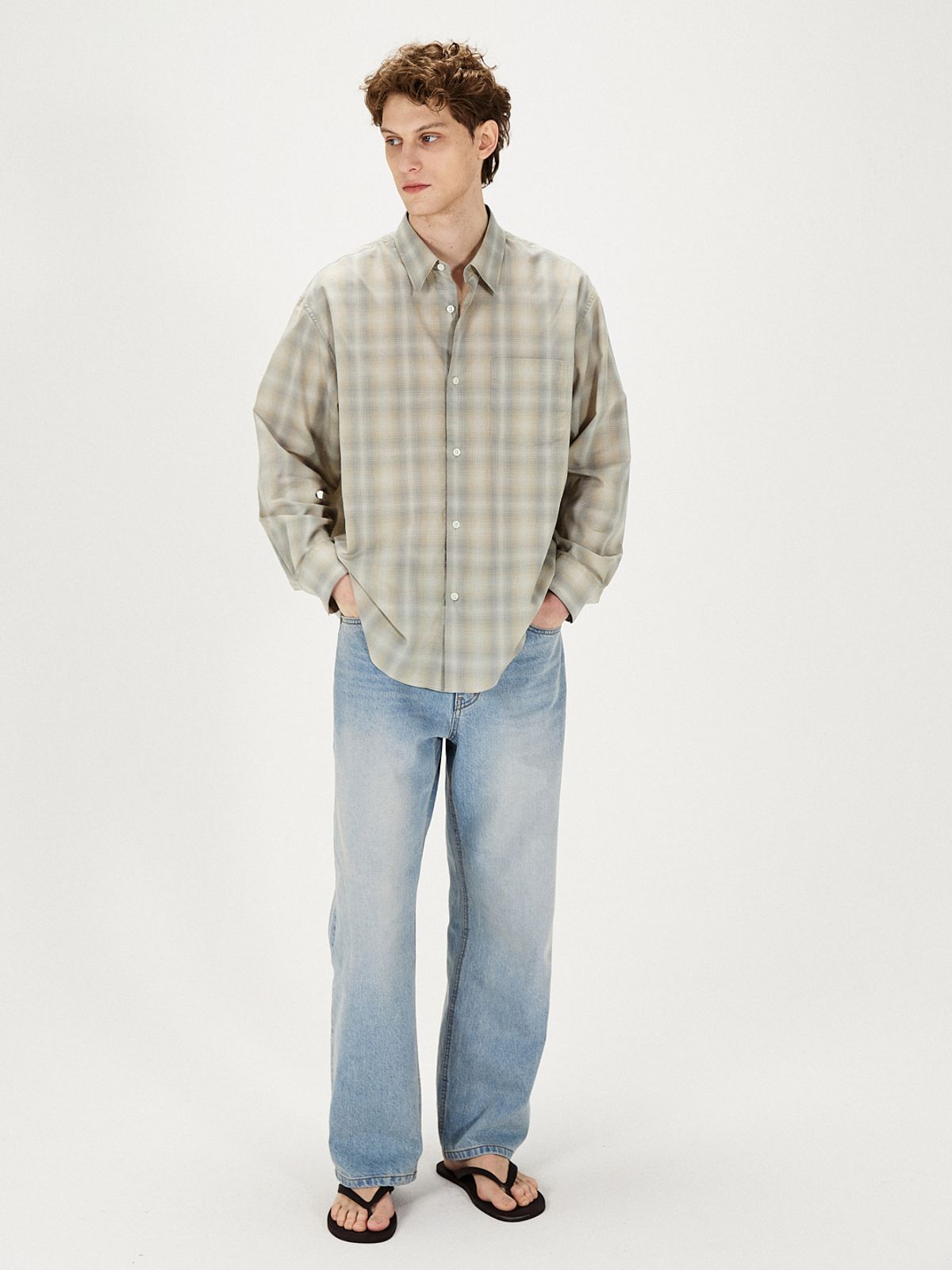 셔터(SHIRTER) SUPER LIGHT NAVONA CHECK SHIRT (BEIGE)