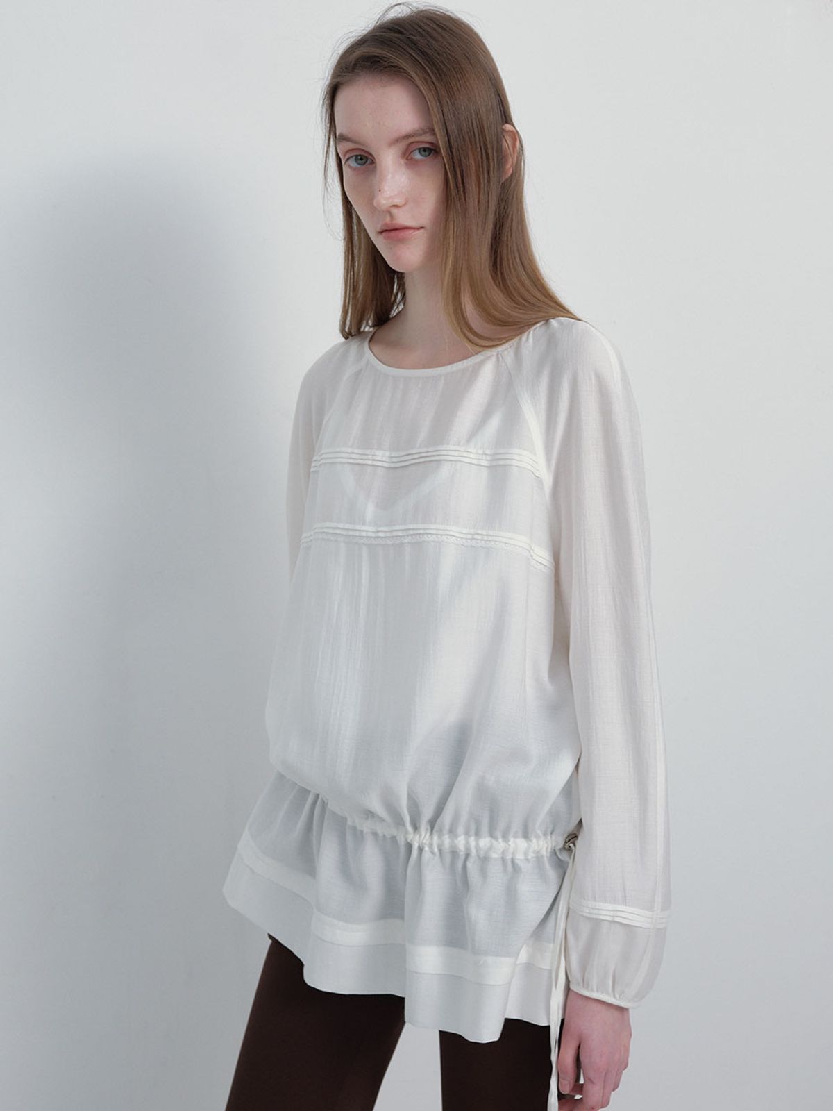 레이브(RAIVE) Pintuck Detail Blouse VW6SB311_2color