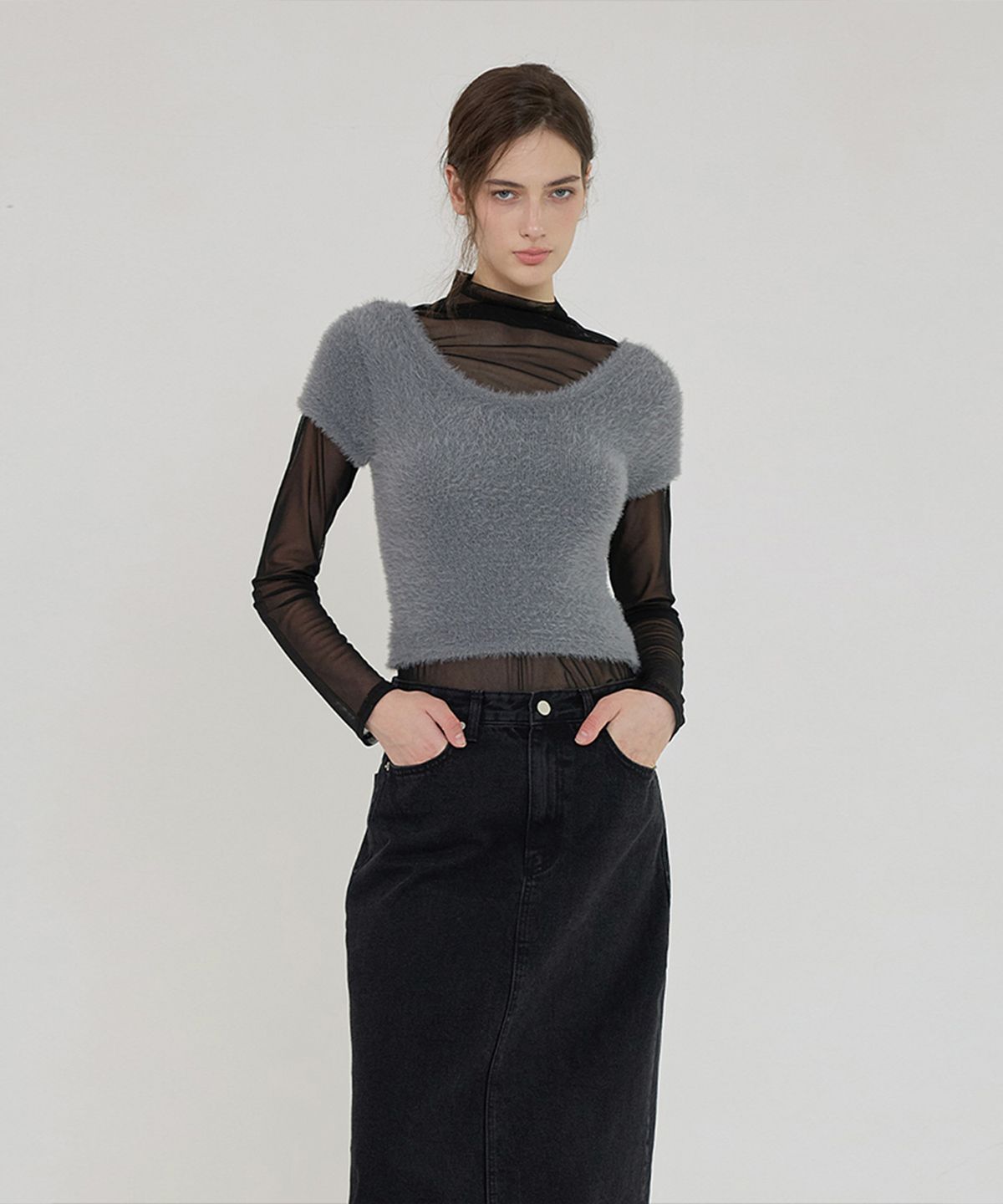 퀸스래빗(Q'SRB) Soft Sheer Layer Mesh T-Shirt