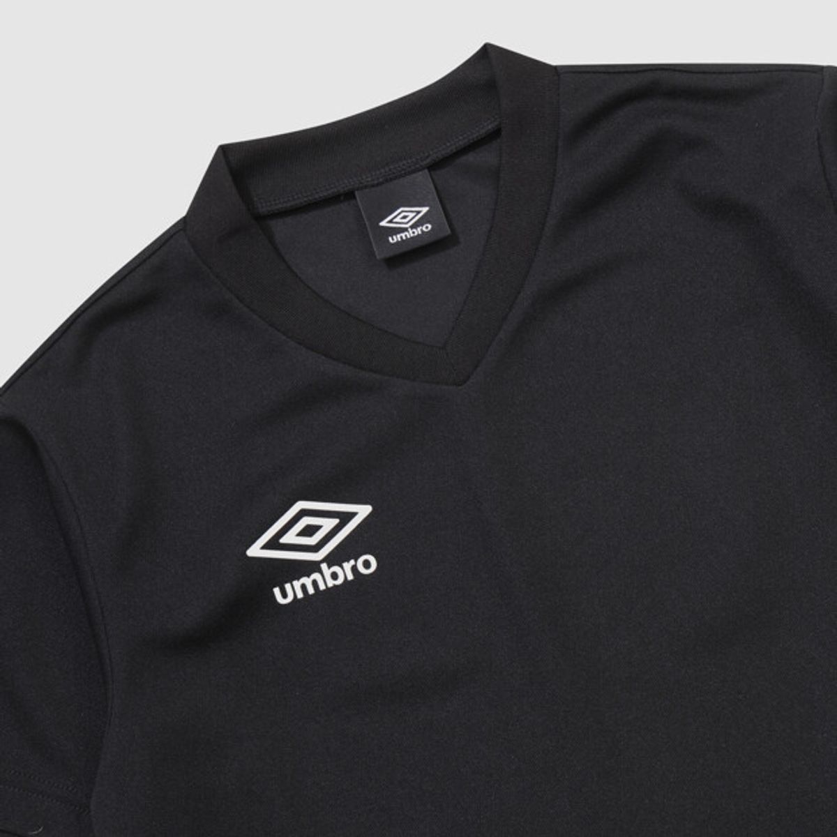 엄브로(UMBRO) 주니어 원포인트 반팔 게임 셔츠 블랙 UQ116SRS23