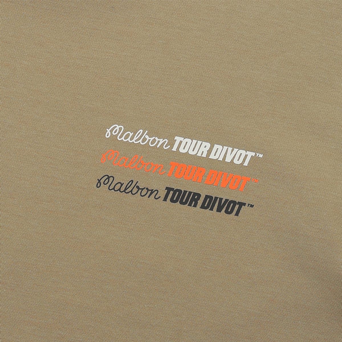 말본 골프(MALBON GOLF) [Tour Divot] 레터링 포인트 반팔 티셔츠 KHAKI
