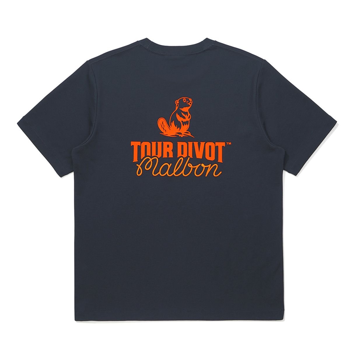 말본 골프(MALBON GOLF) [Tour Divot] 레터링 포인트 반팔 티셔츠 DARK NAVY