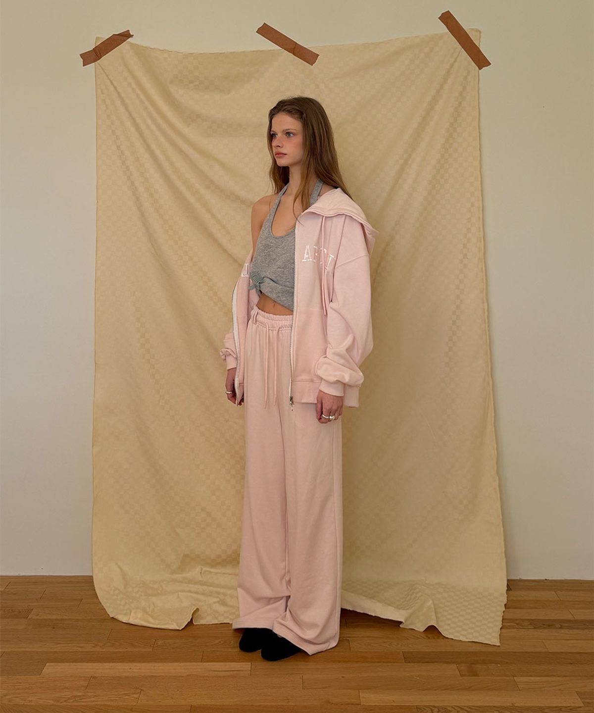 어패럴아카이브(APPAREL ARCHIVE) Candle sweat pants - Baby pink