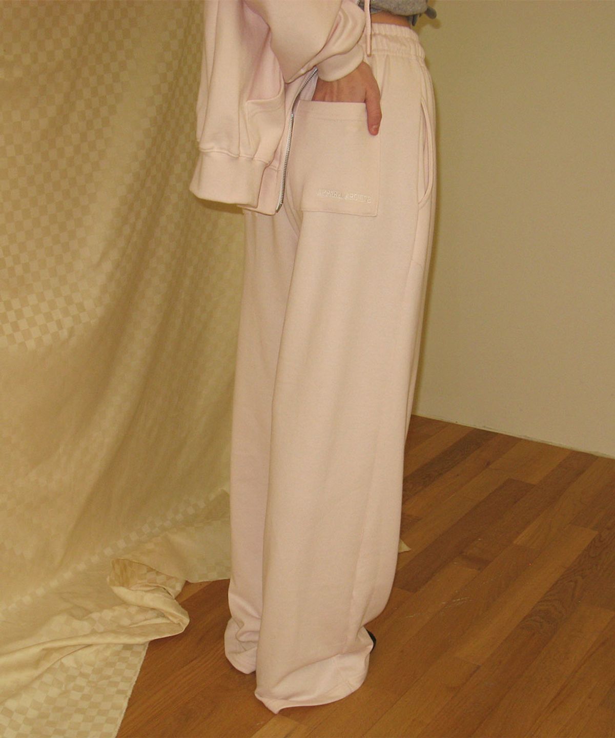어패럴아카이브(APPAREL ARCHIVE) Candle sweat pants - Baby pink