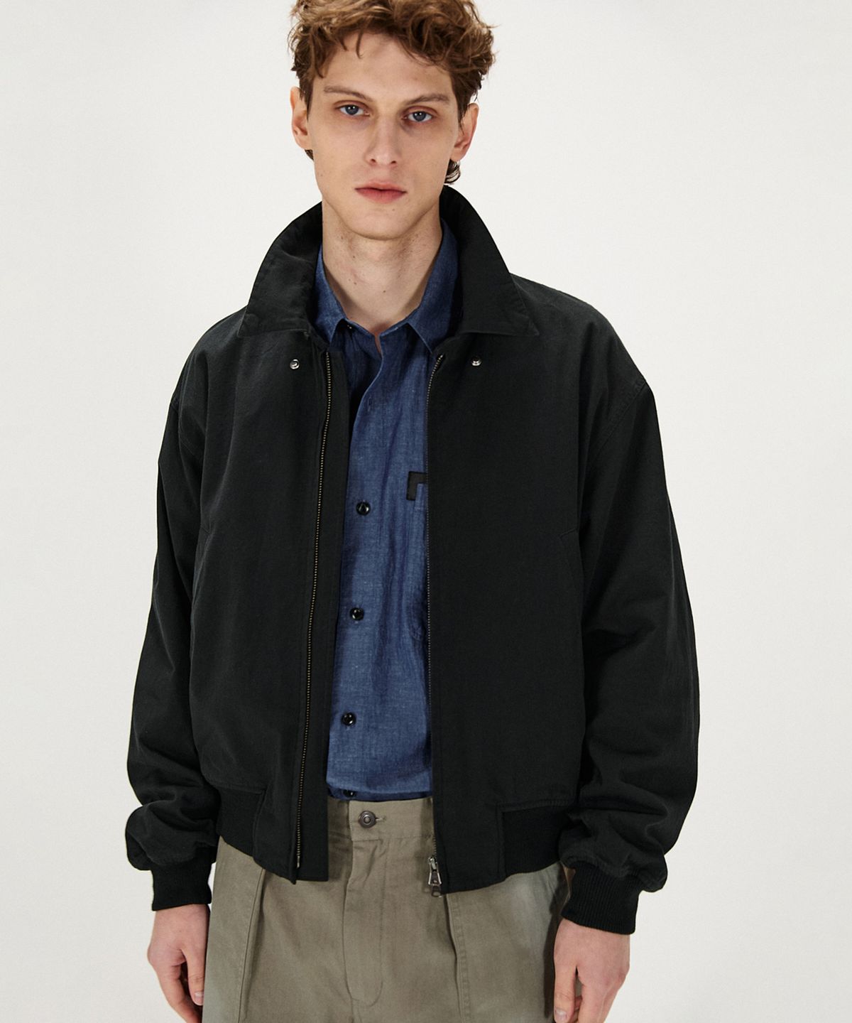 셔터(SHIRTER) COLLARED TANKER JACKET (BLACK)