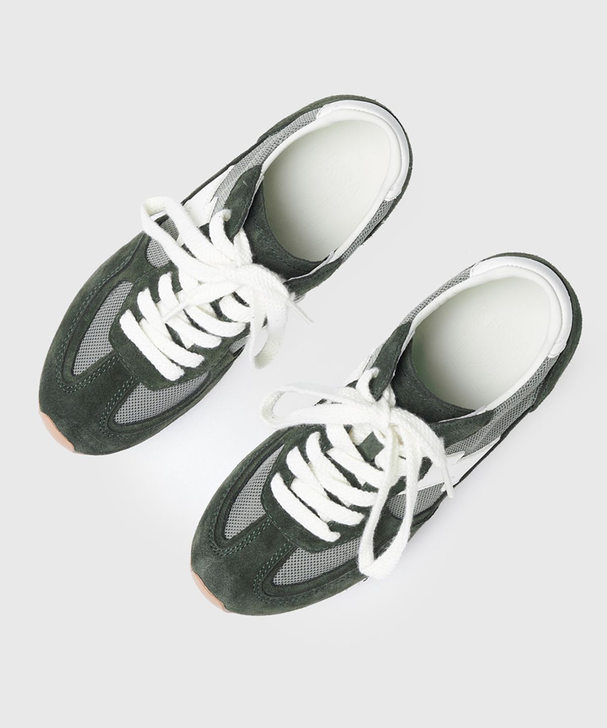 키사(KISSA) Moss Runner 93 발편한 조거 스니커즈 W512024
