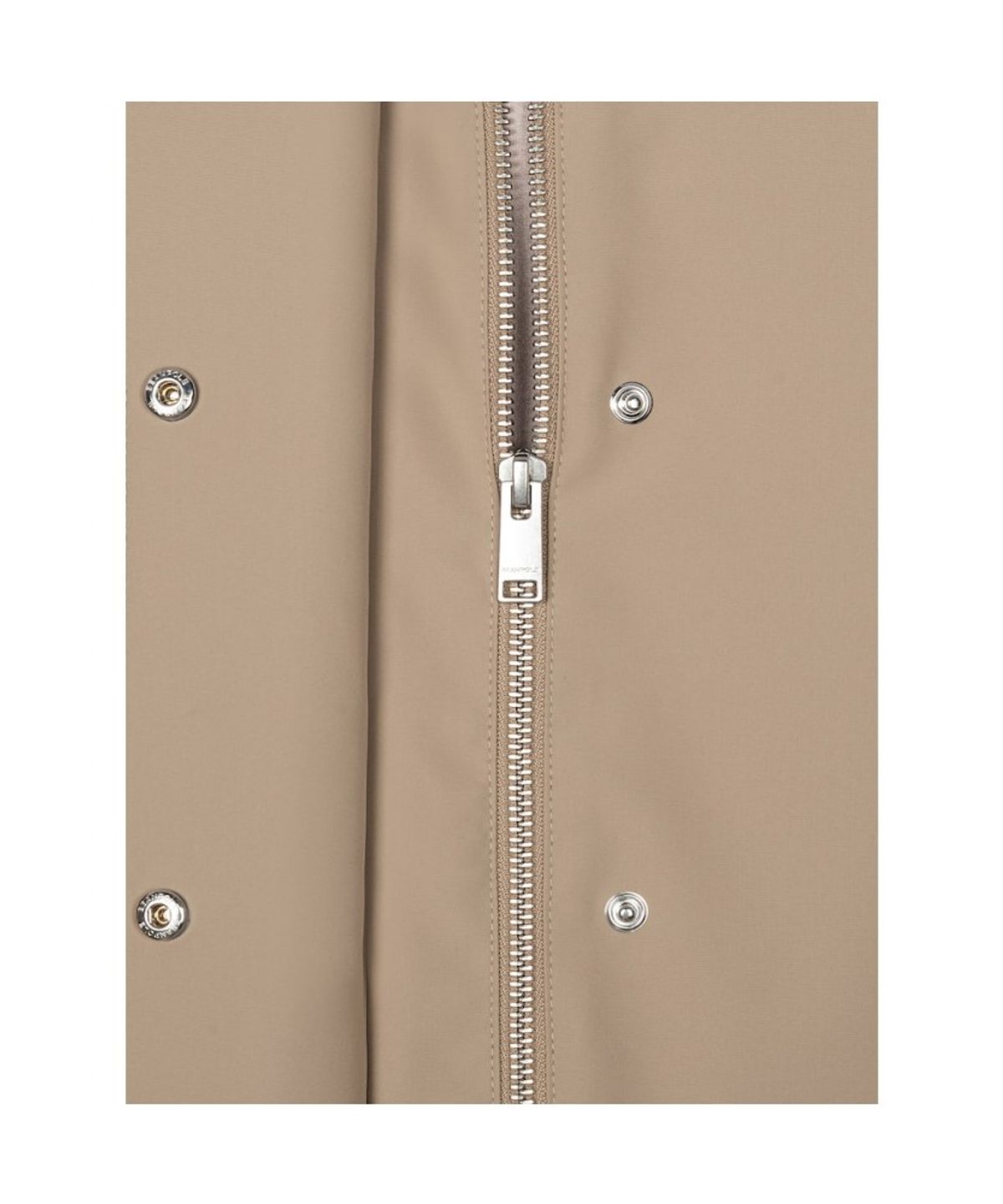 빈폴 레이디스(BEANPOLE LADIES) 폴리 볼륨 후드 점퍼  베이지 (BF6239C04A)
